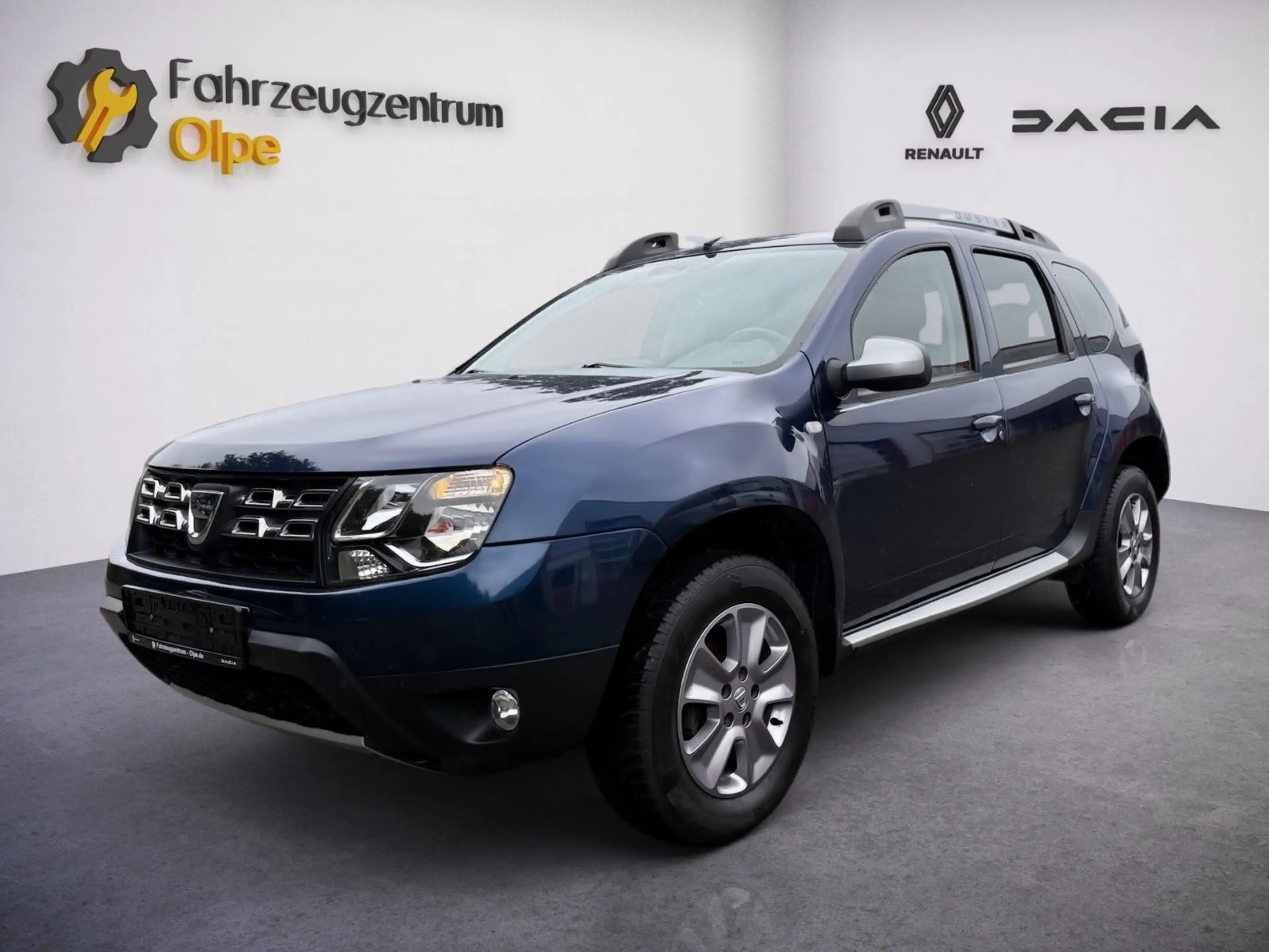 Dacia Duster I Celeb. 4x4 I AHK I SHZ I NAVI I KAMERA