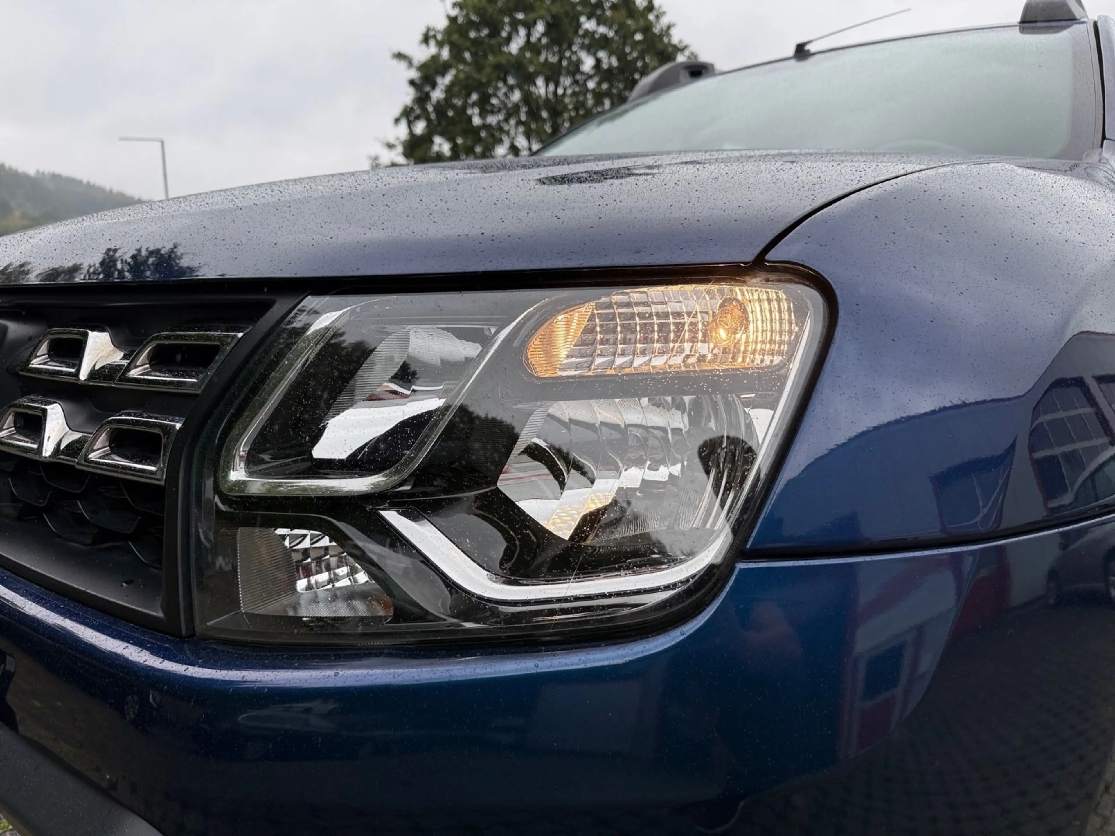 Dacia Duster I Celeb. 4x4 I AHK I SHZ I NAVI I KAMERA — photo 7
