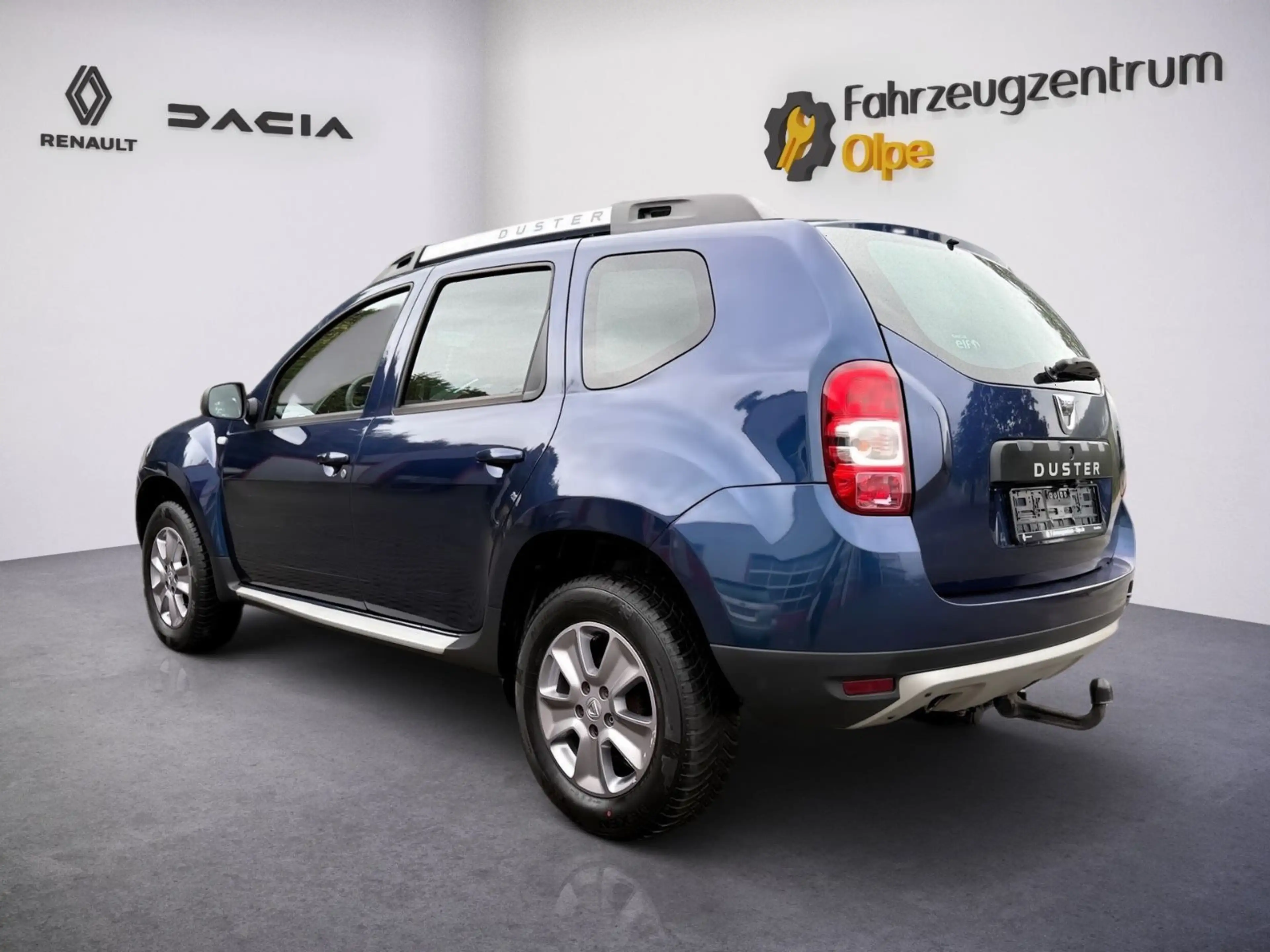 Dacia Duster I Celeb. 4x4 I AHK I SHZ I NAVI I KAMERA — photo 5