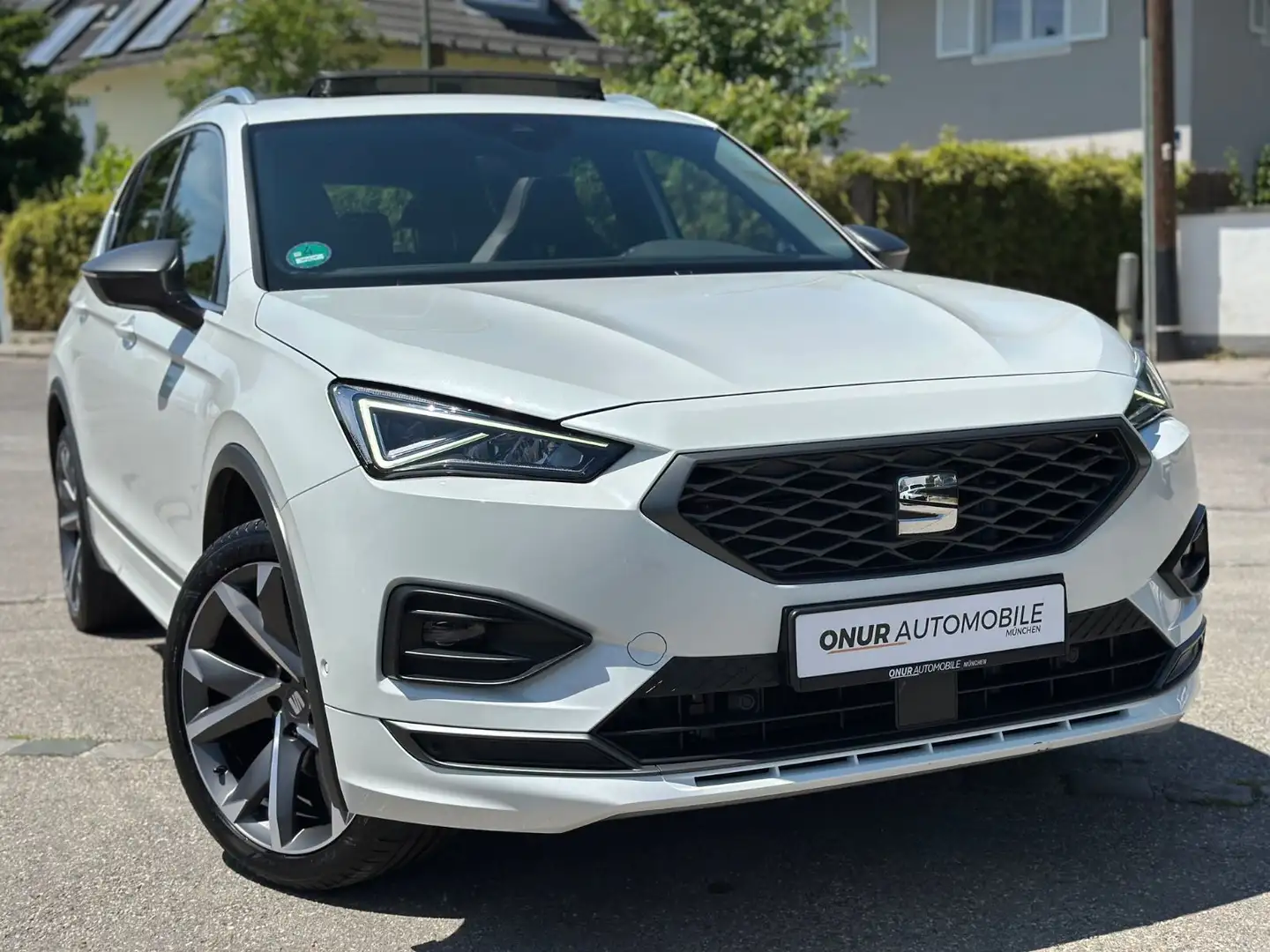 SEAT Tarraco FR Navi Pano AHK ACC Kamera 20" 7-Sitze Alb - 1