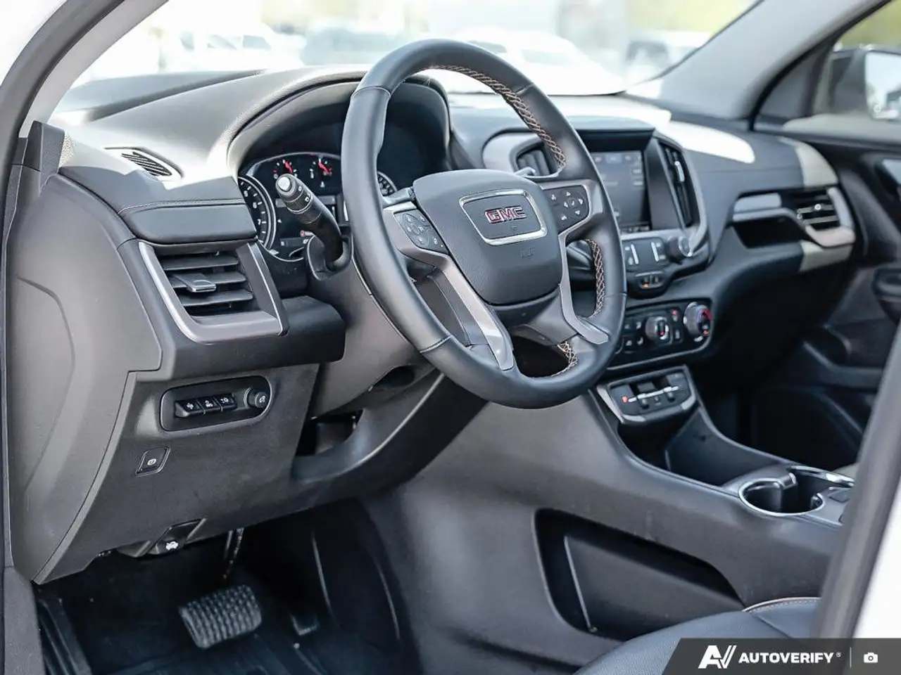GMC Terrain снимка GMC Terrain