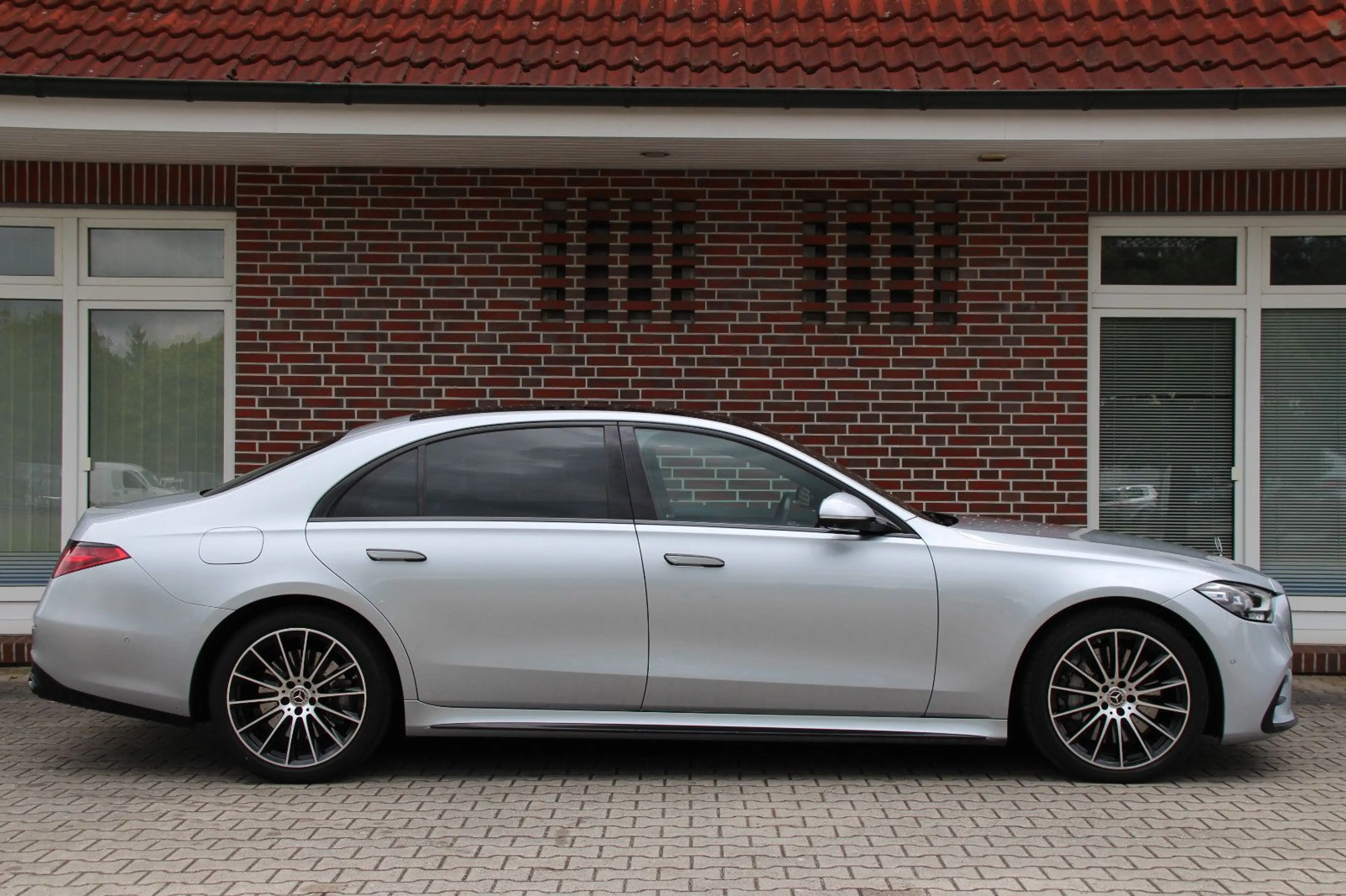 Mercedes-Benz S 400 d 4Matic L.*AMG LINE* 10°HINTERACHSL*PANO* — photo 5