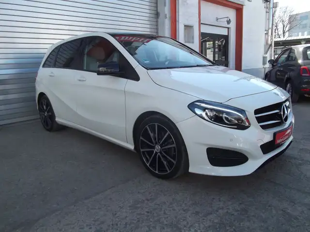 Mercedes-Benz B 200 Urban Style Edition Autom, Leder, Pano