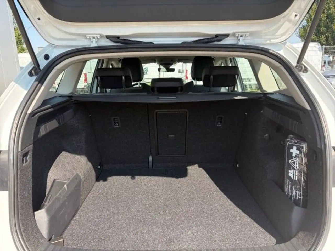 Skoda Enyaq 80 Loft AHK,Wärmepumpe, миниатюра 16
