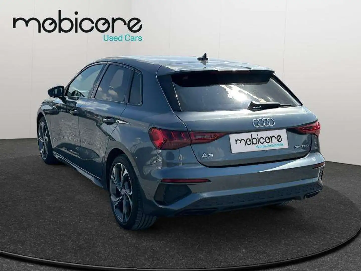 Audi A3 Sportback S-Line Gris - 2