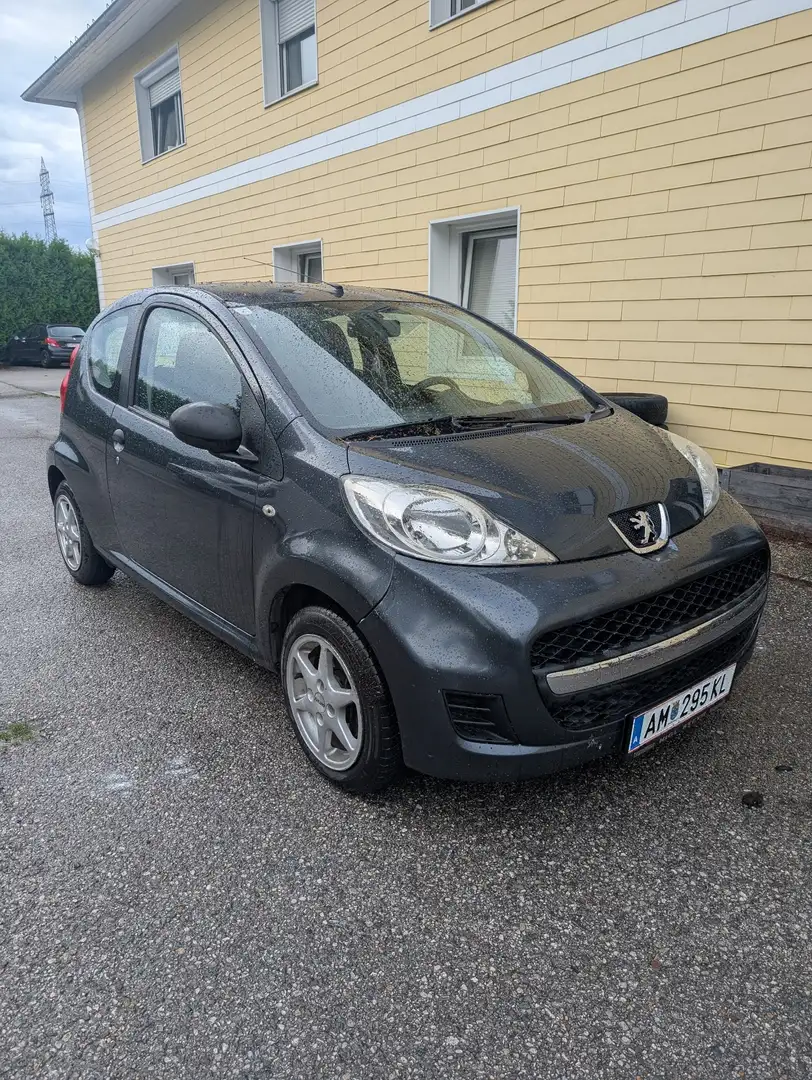 Peugeot 107 Junior 1,0 12V - 1