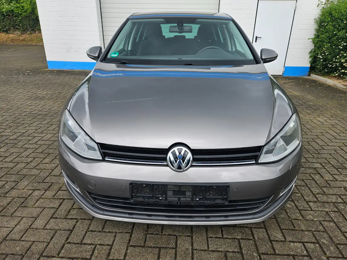 Volkswagen Golf 1.2 TSI BLUEMOTION,Klimaautomatik,Navi,Neu TÜV Grijs - 2