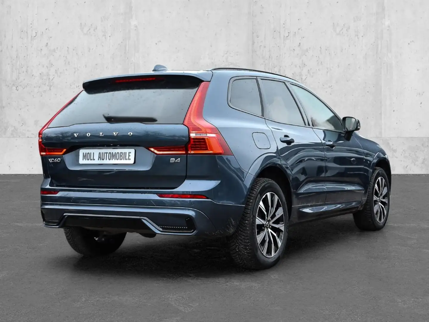 Volvo XC60 Plus Dark 2WD B4 Diesel EU6d AHK Digitales Cockpit Blau - 2