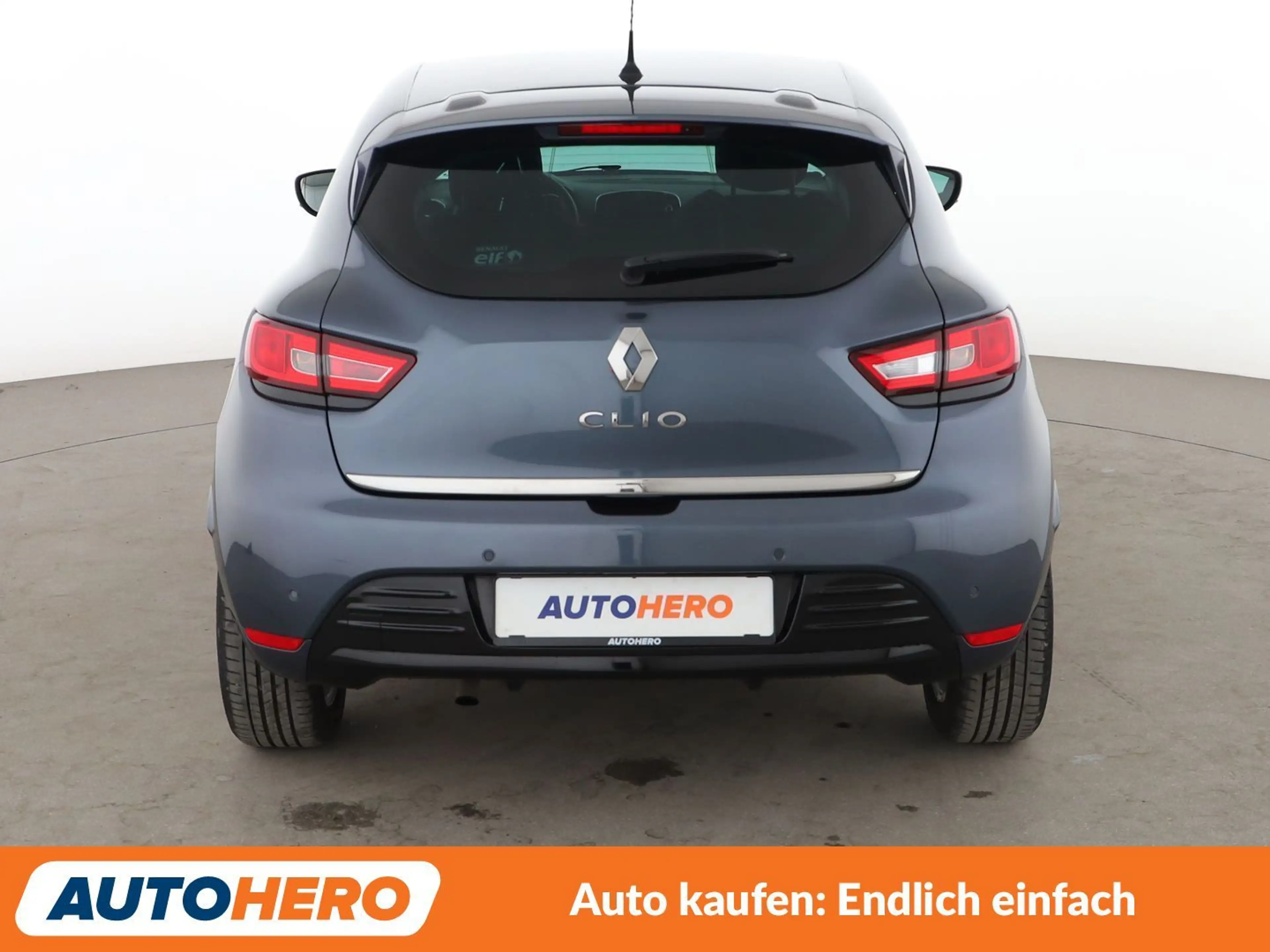 Renault Clio 0.9 Limited *NAVI*TEMPO*PDC*SHZ*ALU*KLIMA* — photo 5