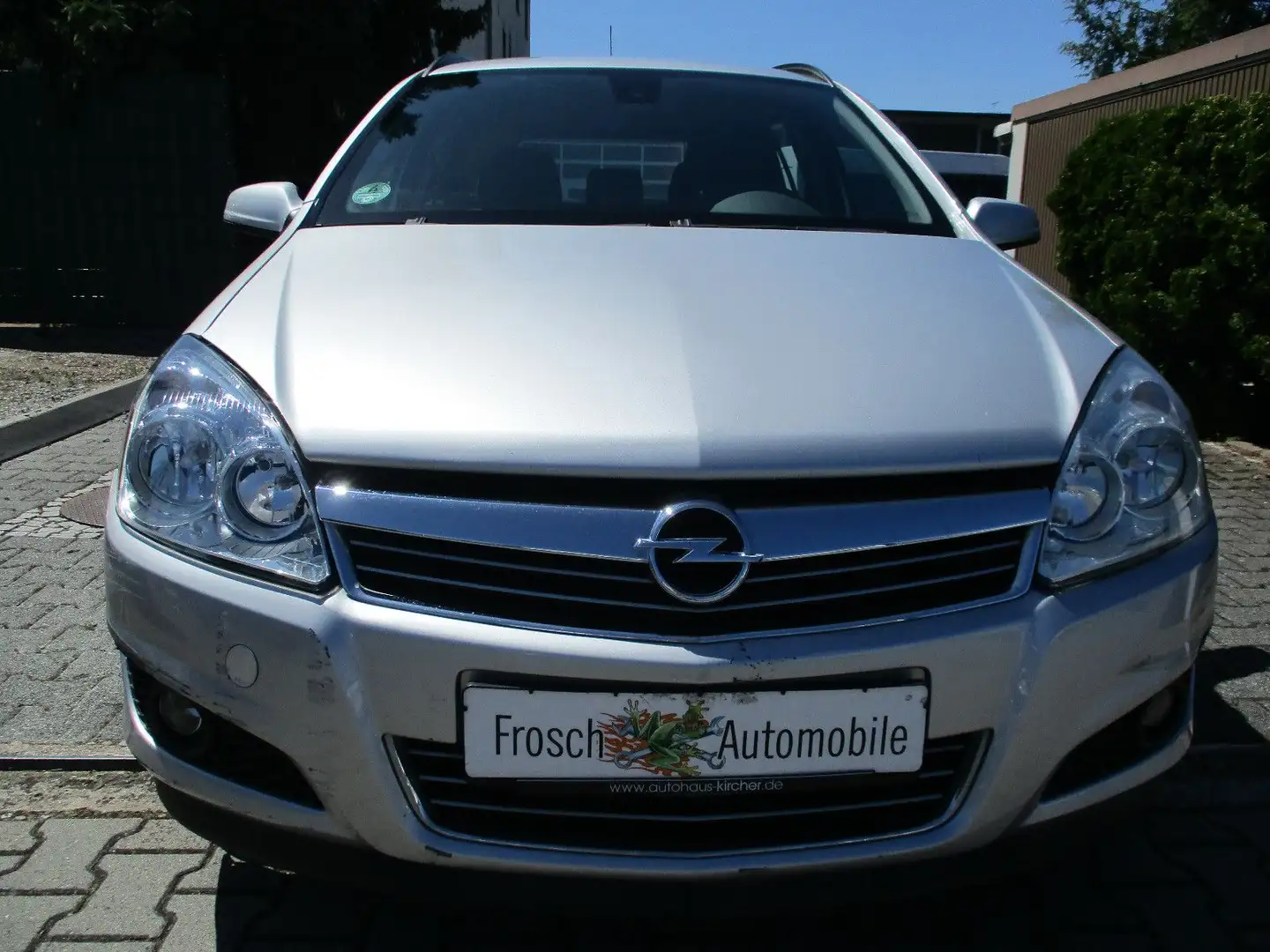 Opel Astra Caravan Edition*Klima*1.Hand*Top Technik Silber - 1