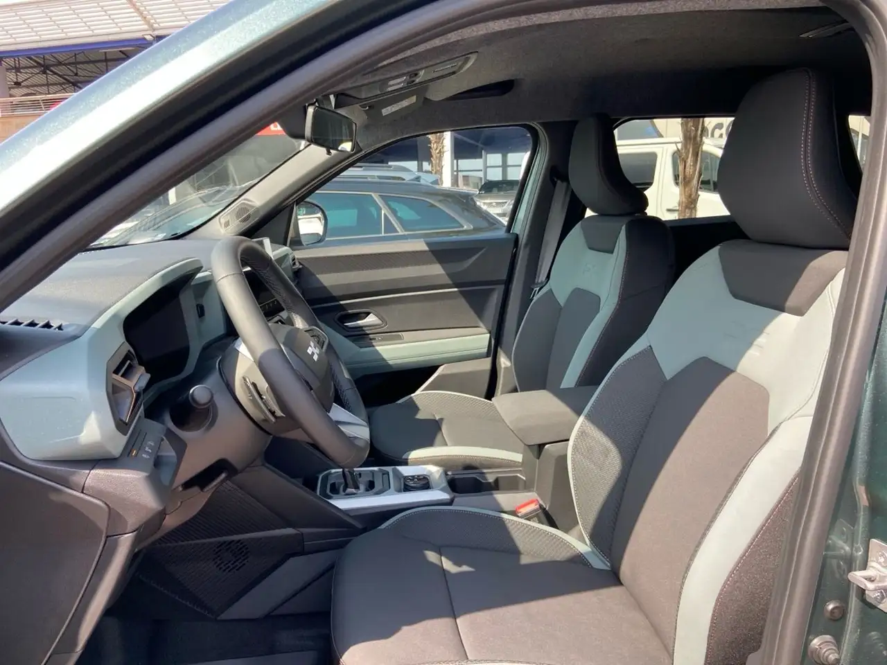 Dacia Duster — photo 13