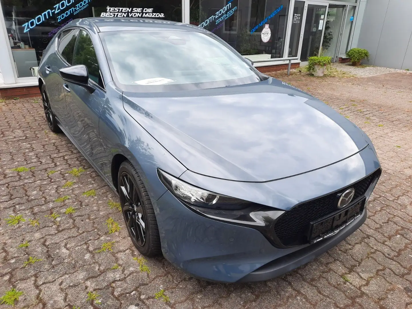 Mazda 3 2024 e-SKYACTIV G 122ps Homura Kamera+Head-Up Grau - 1