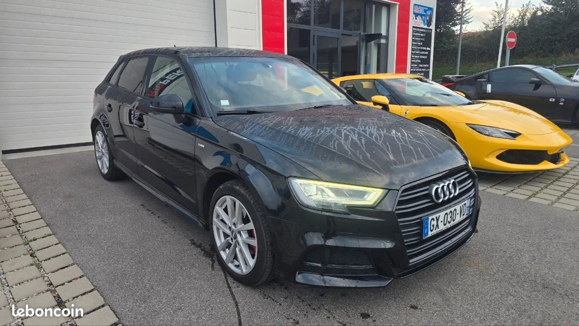 Audi A3 1.6TDI 116 Sline 104500kms Zwart - 1