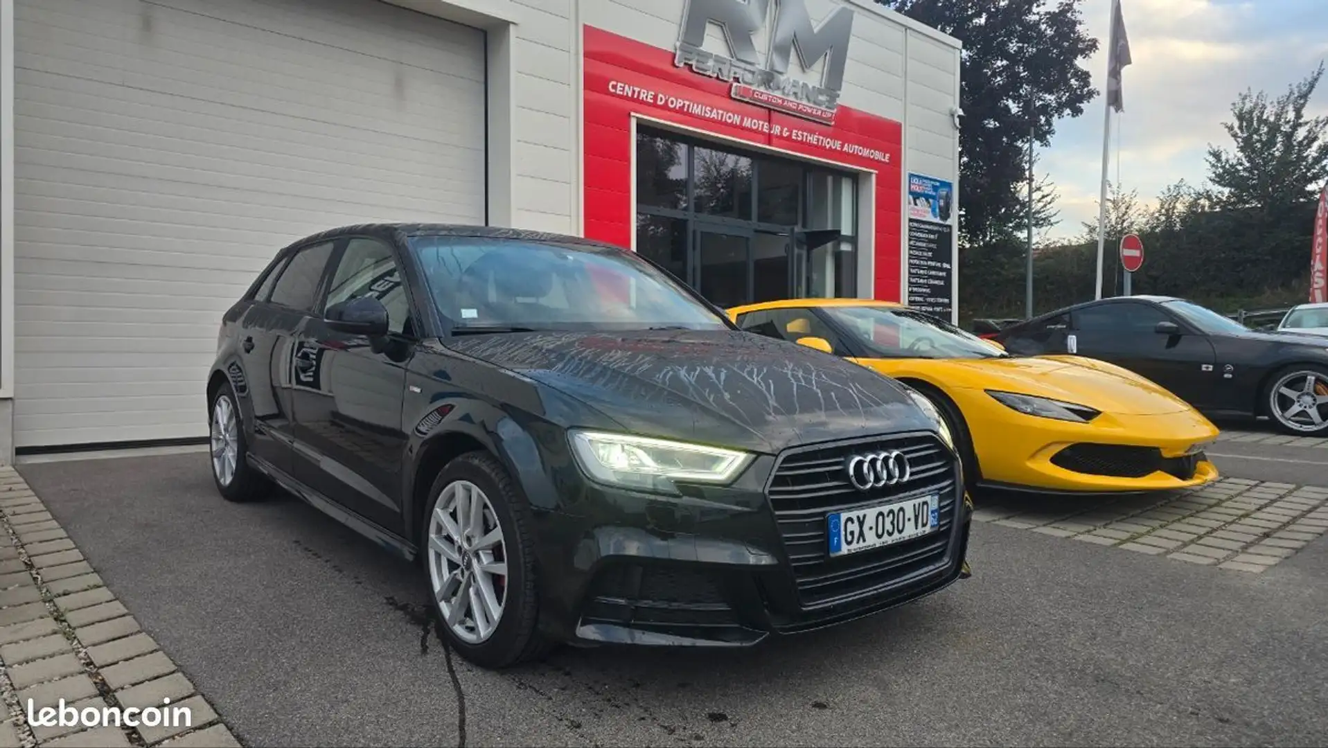 Audi A3 1.6TDI 116 Sline 104500kms Zwart - 2