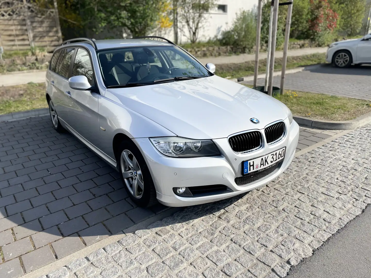 BMW 318 318d Gris - 1