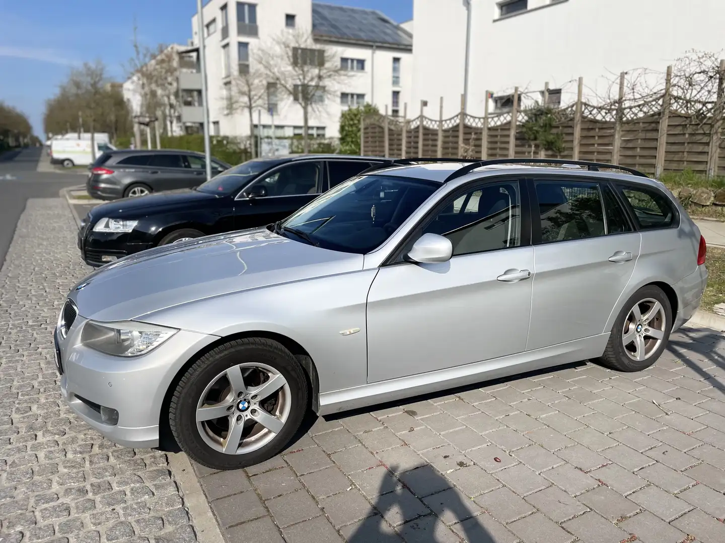 BMW 318 318d Gris - 2