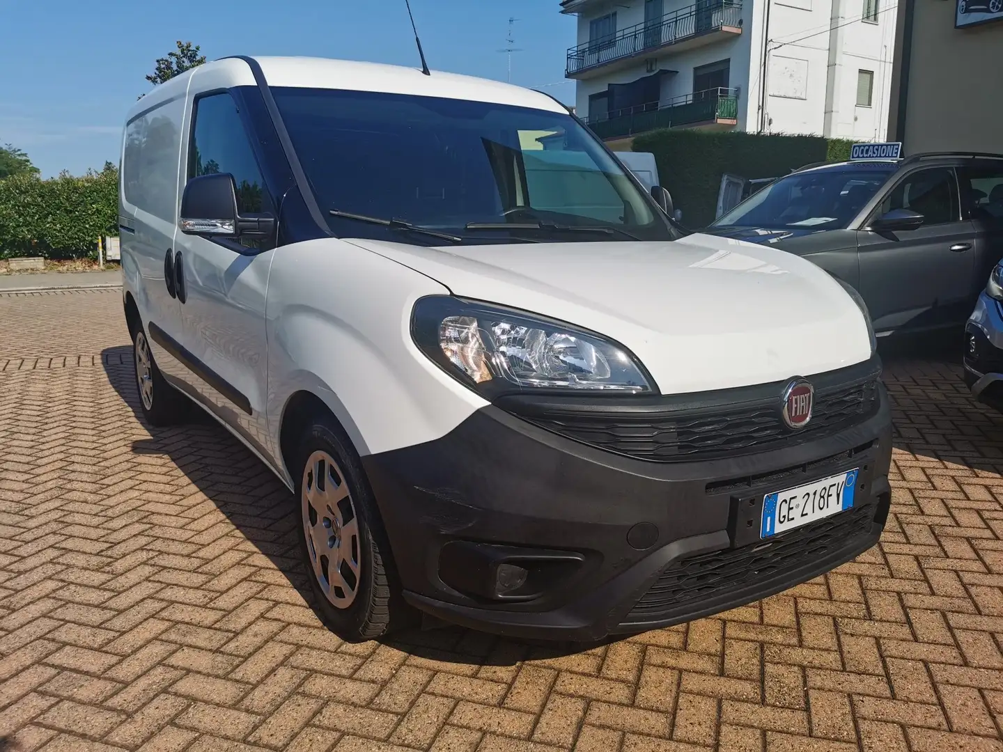 Fiat Doblo Cargo CH1 Lounge 1.6 Mjet 120CV 3 Posti Wit - 2