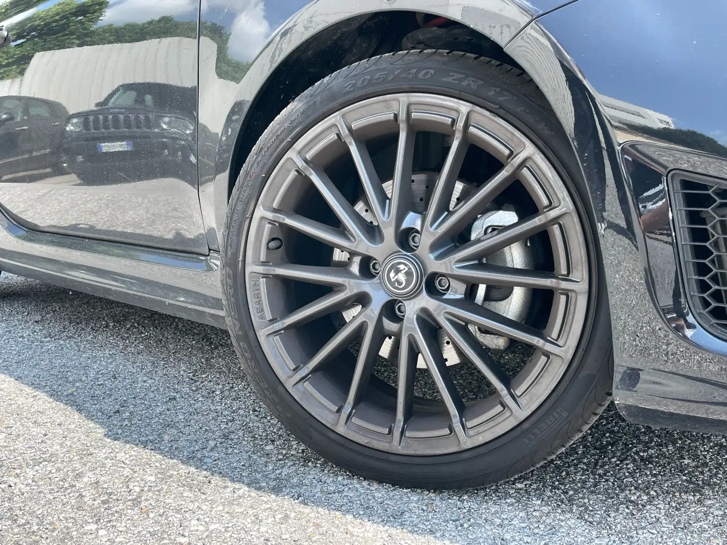 Abarth 595C 1.4 T-Jet 165CV / IN PRONTA CONSEGNA Zwart - 2