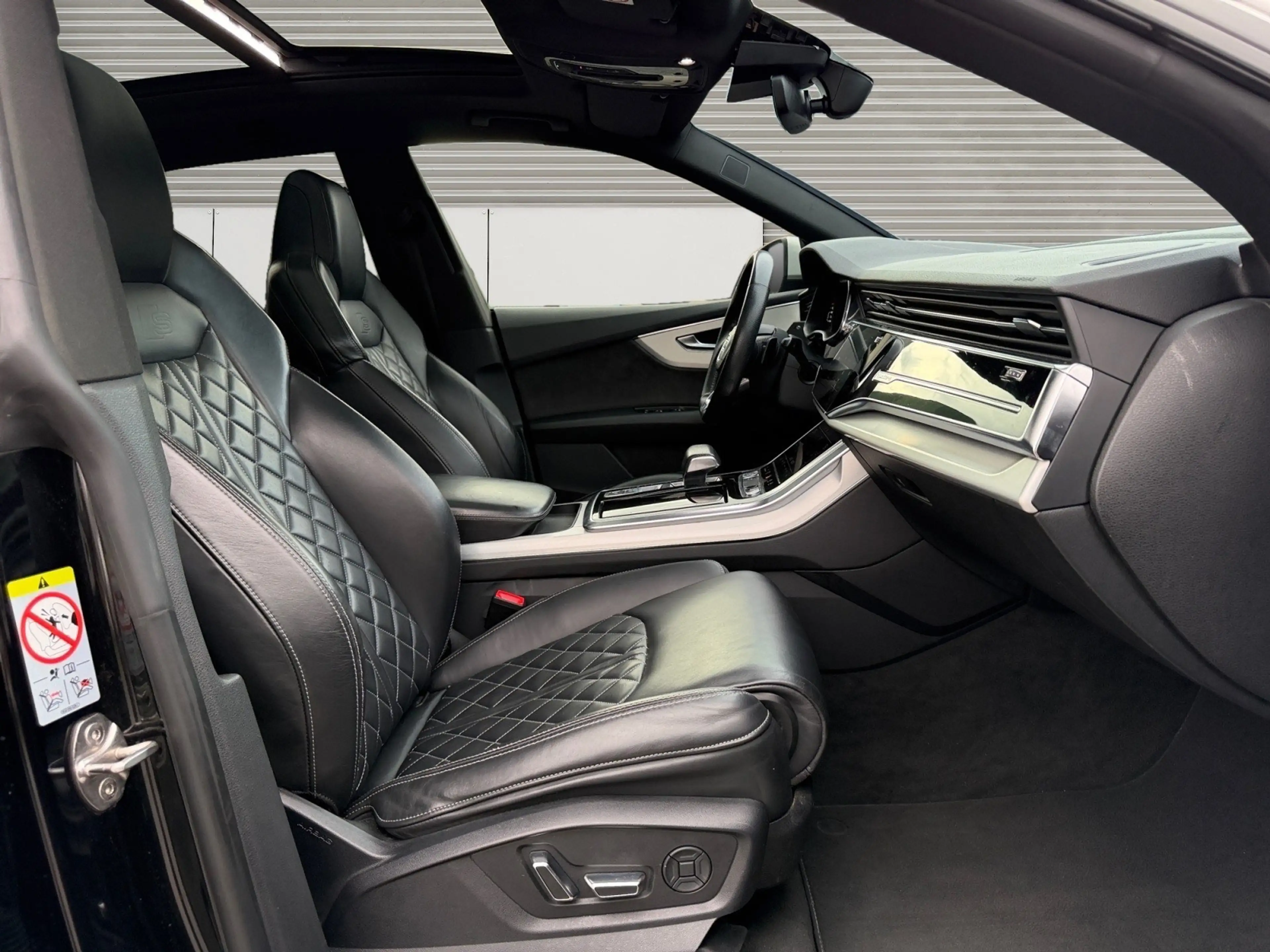 Audi Q8 Q8 / 3X S-LINE / PANO / NAVI / AIRCO / LED / — photo 10