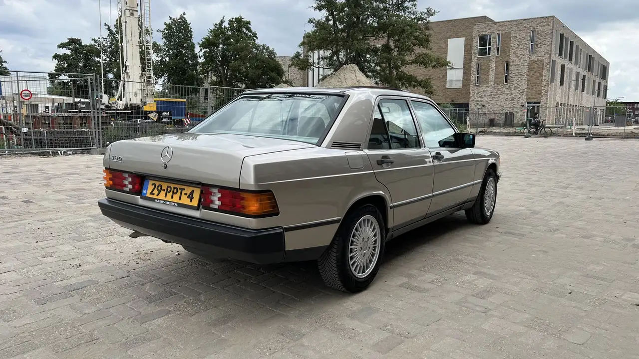 Mercedes-Benz A 190 2.0, foto 6