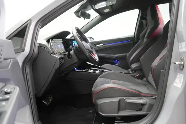 Volkswagen Golf view 10