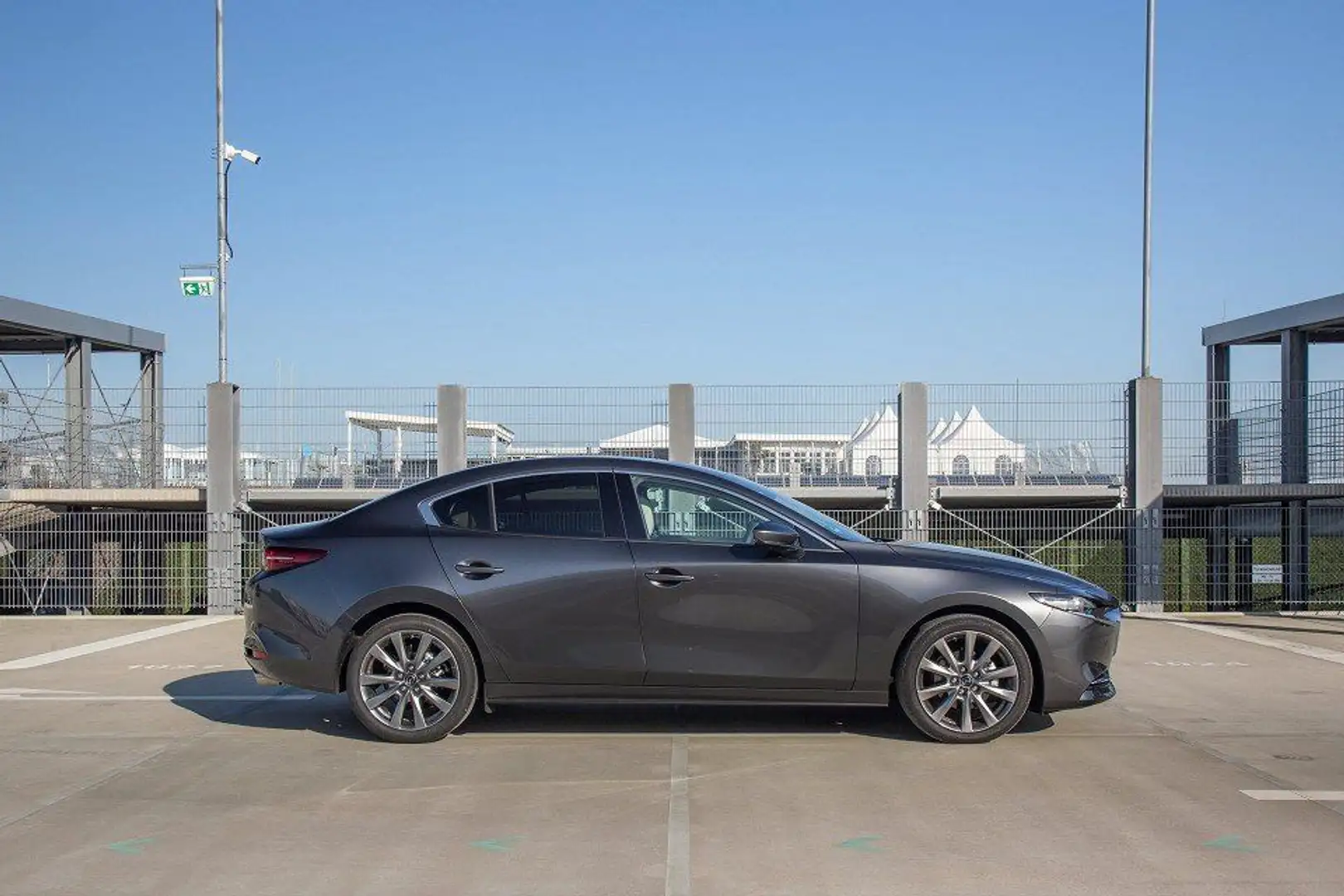 Mazda 3 2.5 (140PS) Autom. Exclusive-Line Sitzheizung Blau - 2