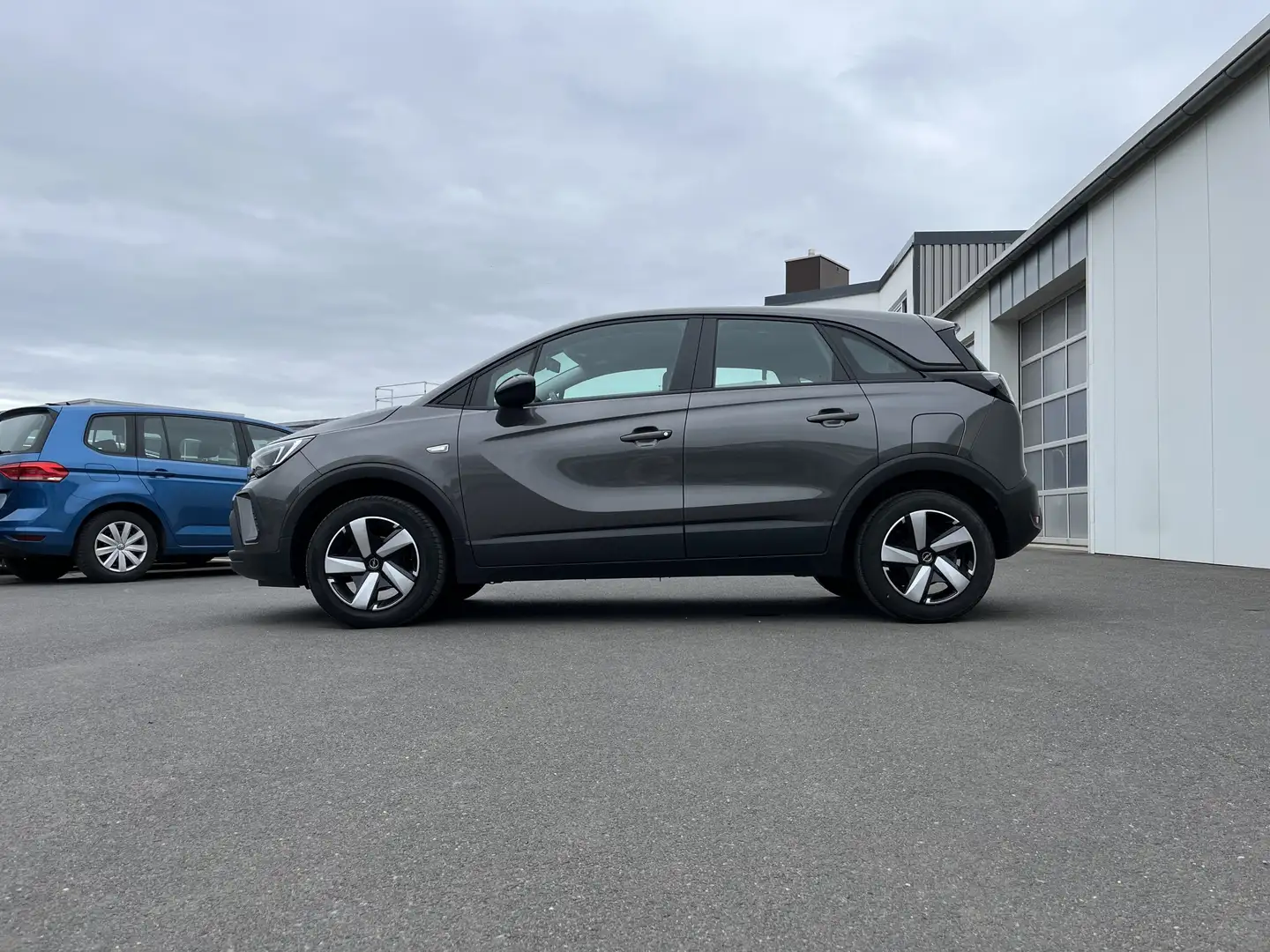 Opel Crossland 1.5 Edition 91€ m. 20% Anzahlung DAB Navi LED SH Grigio - 2