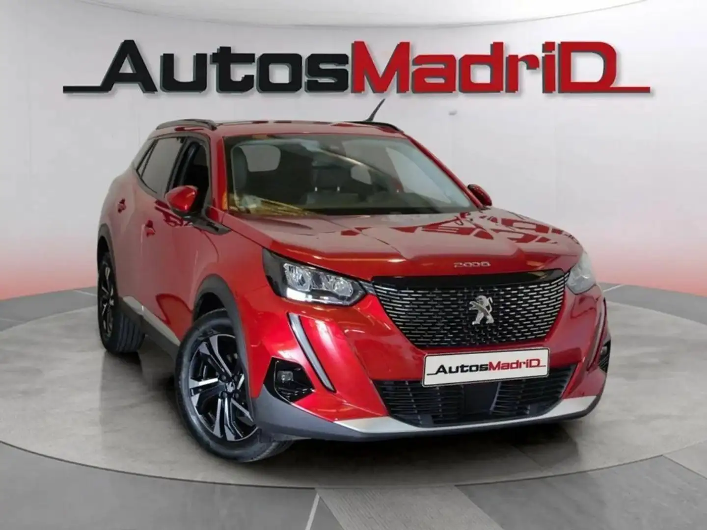 Peugeot 2008 1.2 PureTech S&S Allure 130 Rouge - 1
