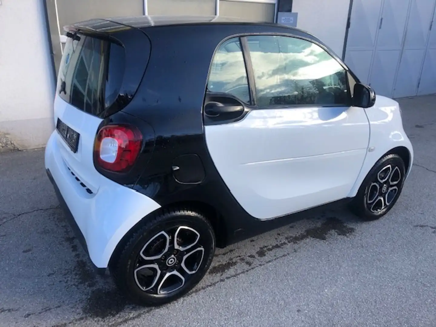 smart forTwo smart fortwo Prime twinamic Prime Weiß - 2