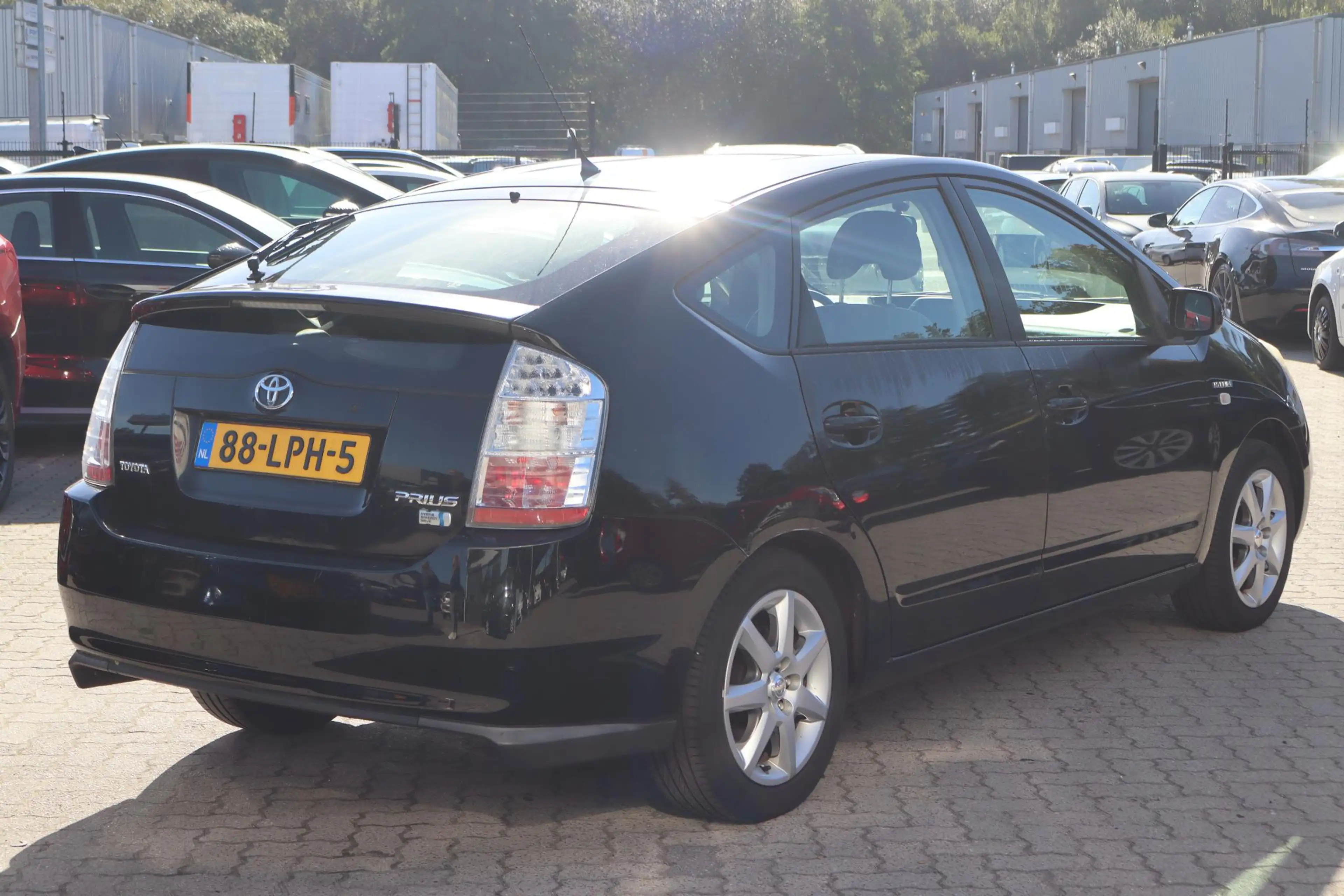Toyota Prius 1.5 VVT-i Tech Edition | Navigatie | Camera | Crui — photo 2