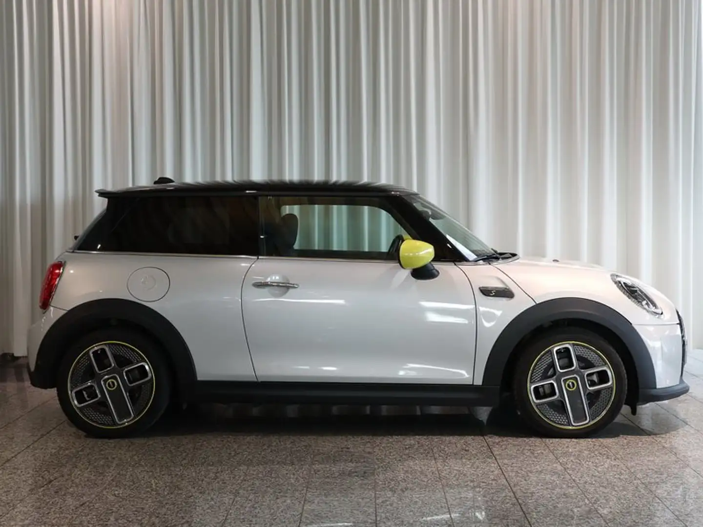 MINI Cooper SE DrivAss 17Zoll LED LKHZ Navi Weiß - 2