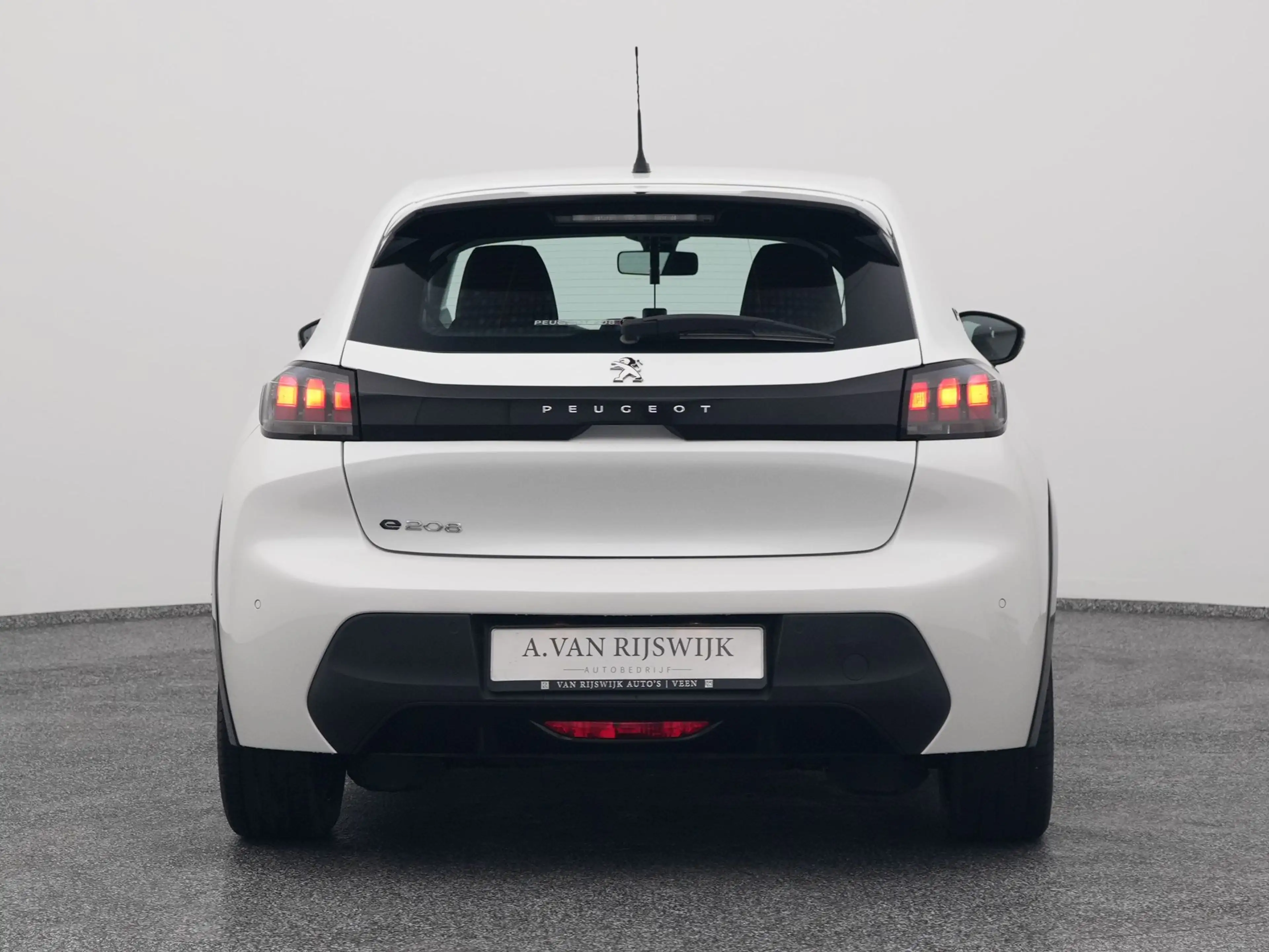 Peugeot e-208 EV  Active 50 kWh | NAVI | CARPLAY — photo 11