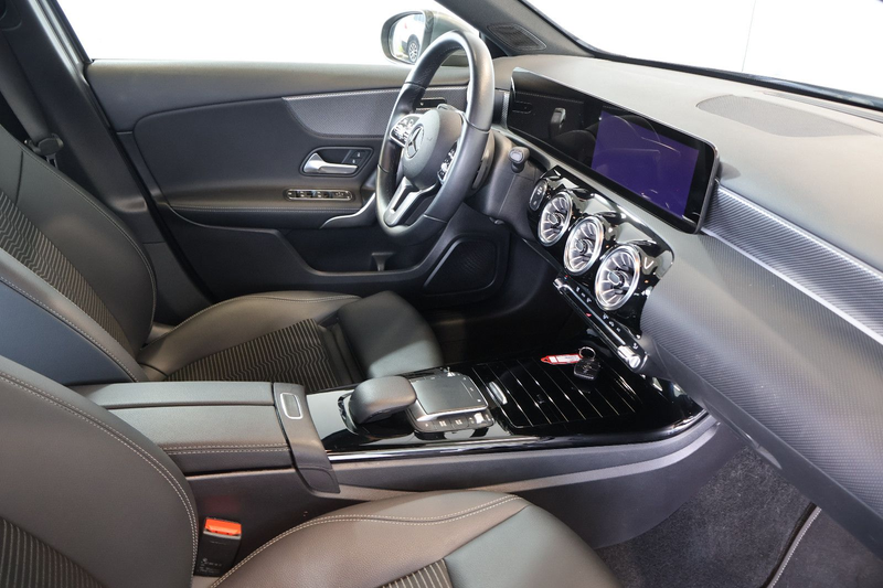 Mercedes-Benz A 180 Progressive WIDE+MBUX+KAM+LED — photo 13