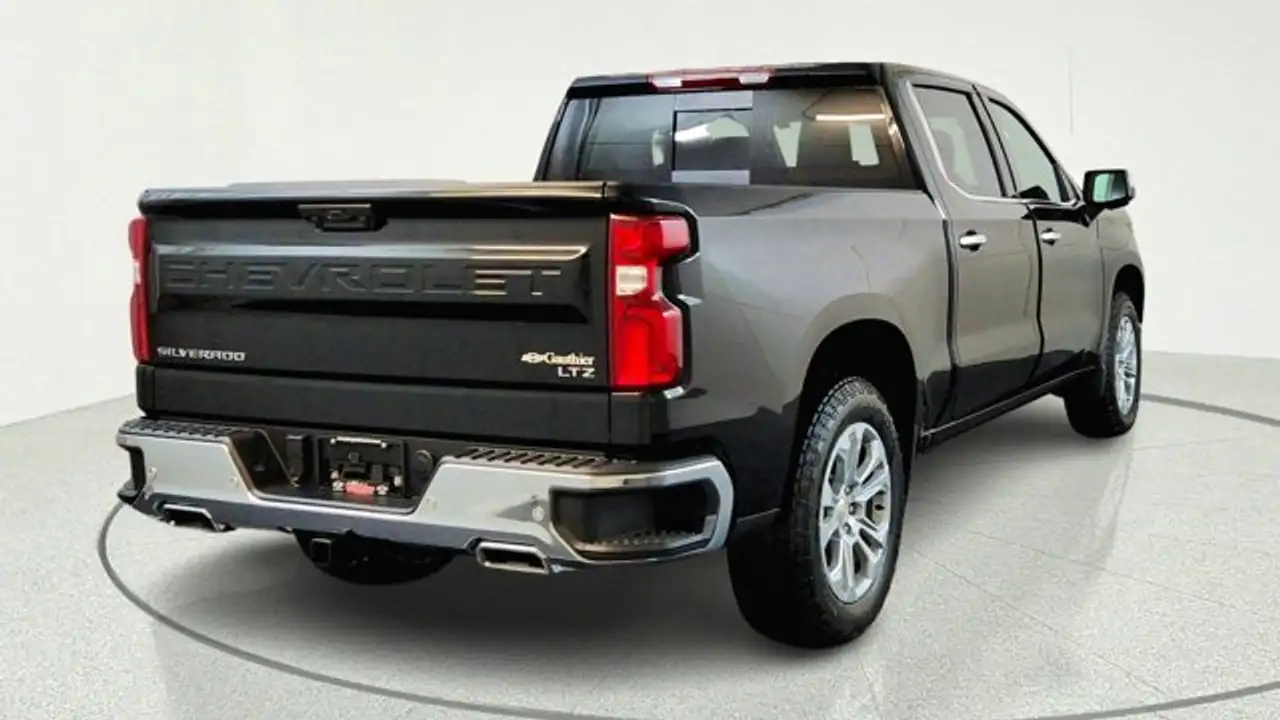 Chevrolet Silverado 1500 снимка Chevrolet Silverado 1500