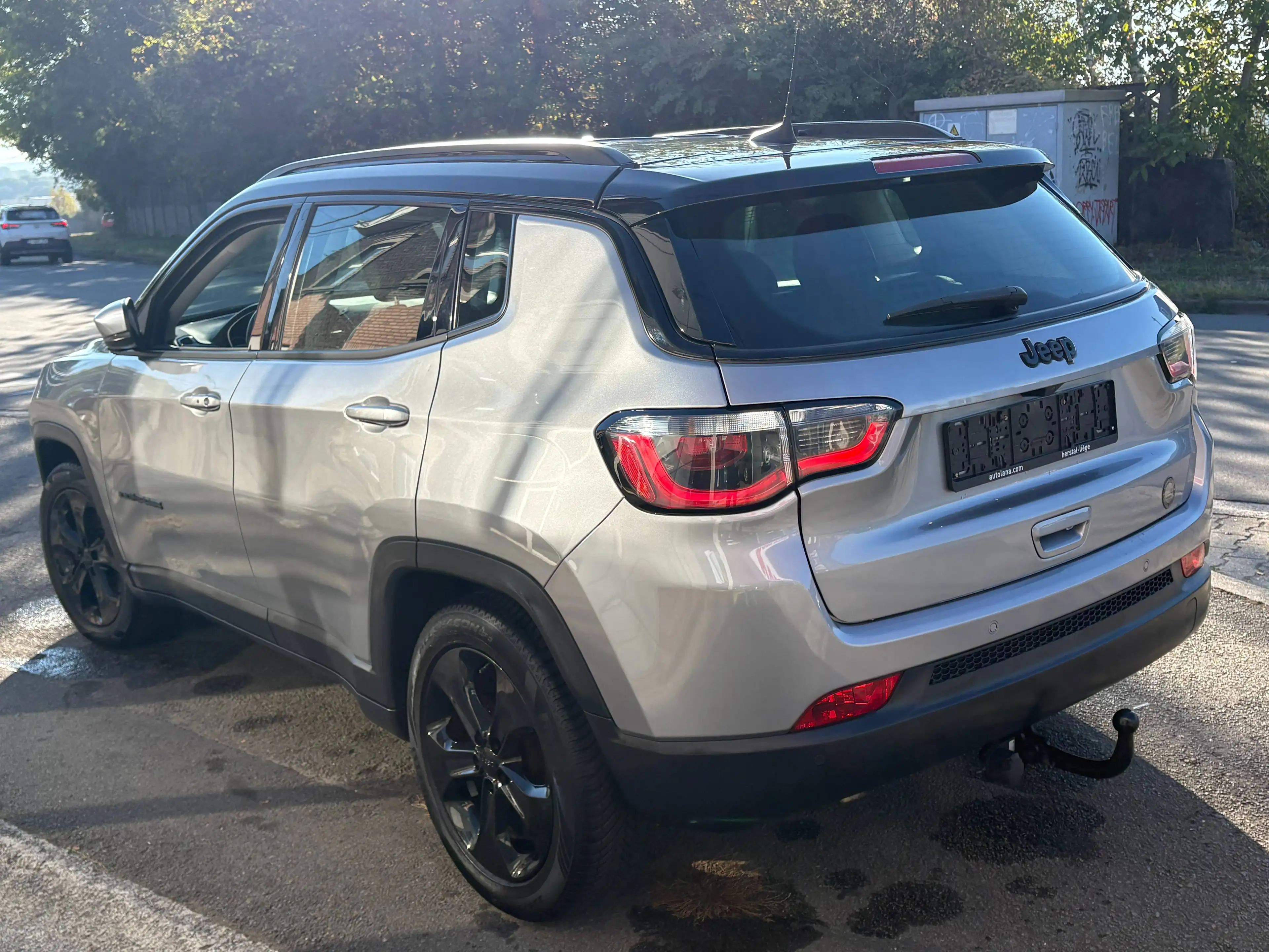 Jeep Compass 1.6 MJD 1er MAIN 120CV CAMERA GPS GARANTIE — photo 2