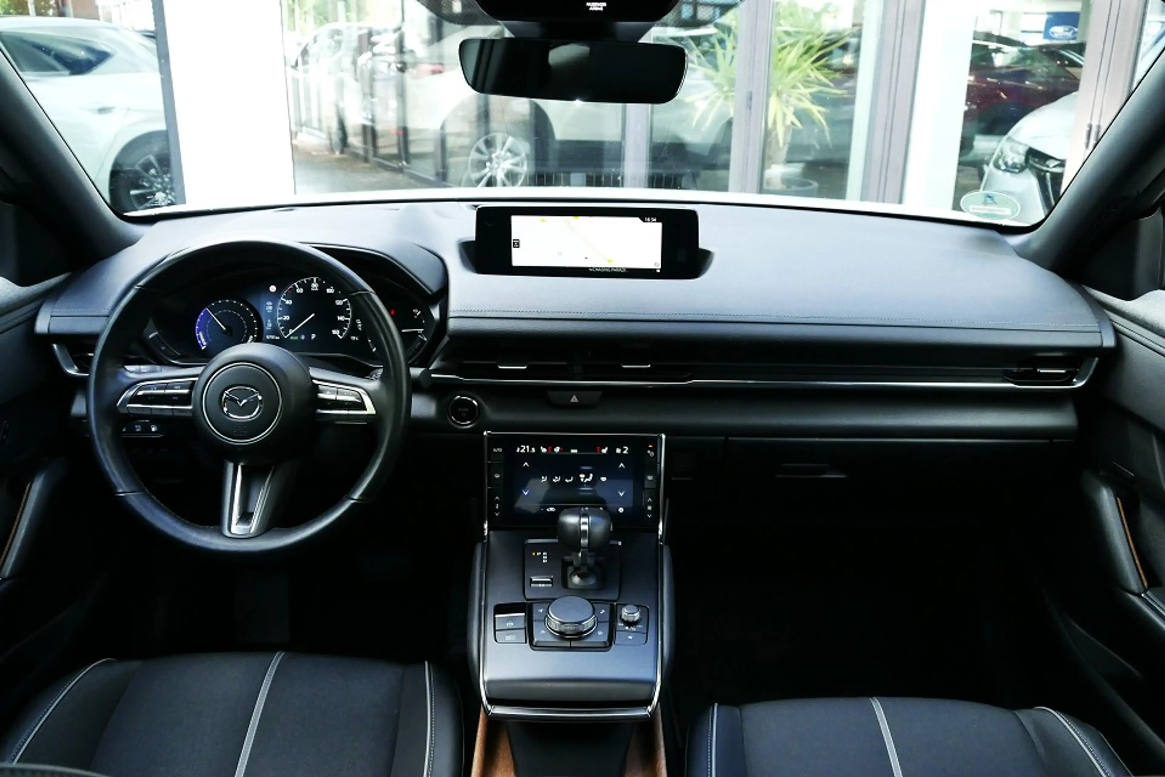 Mazda MX-30 e-SKYACTIV R-EV Makoto Premium GSD — photo 12