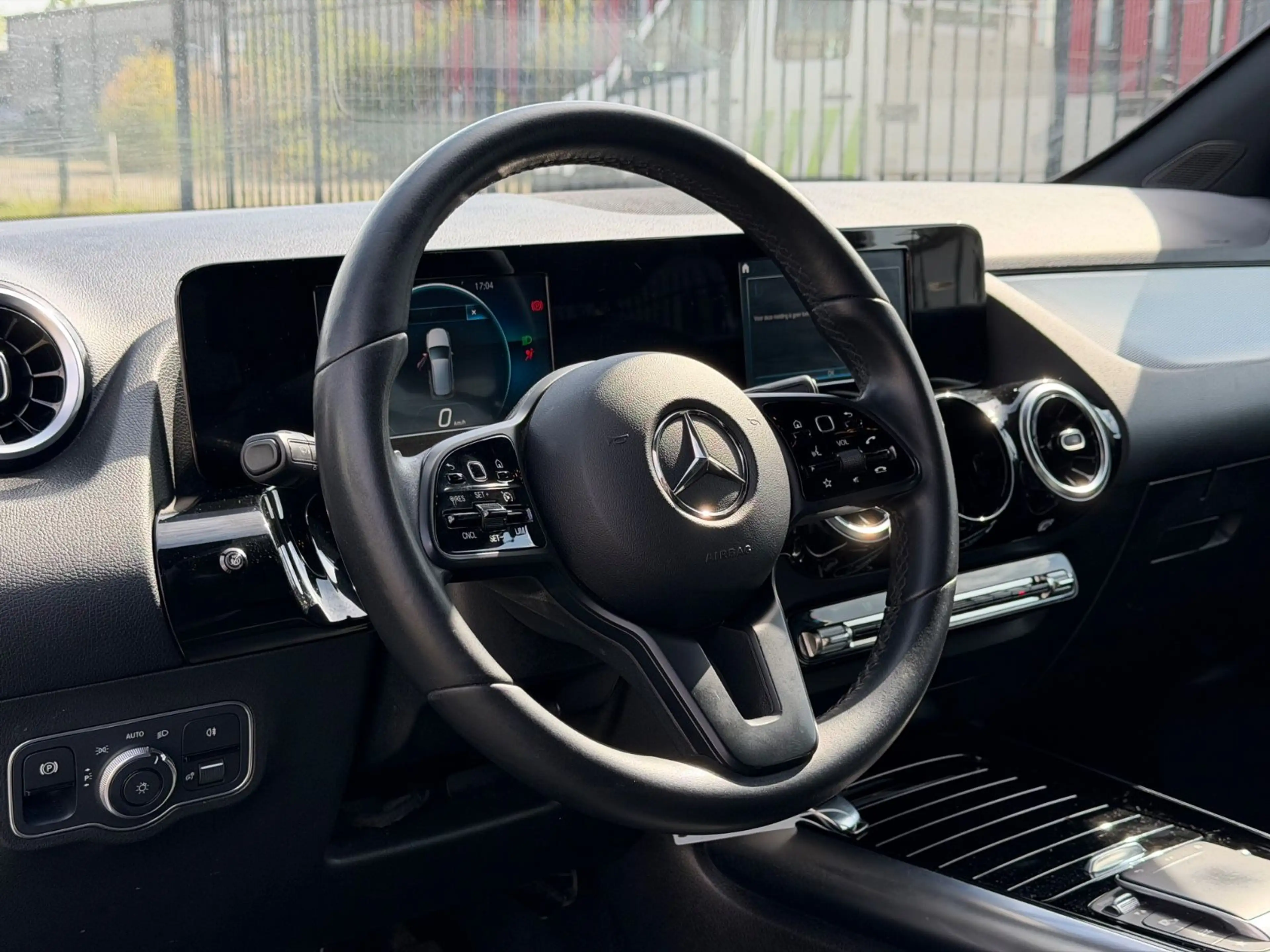 Mercedes-Benz B 200 B200d Automatik Widescreen Leder Kamera — photo 5