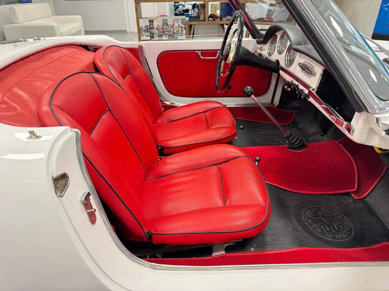 Alfa Romeo Giulietta Spider Veloce passo corto, foto 12