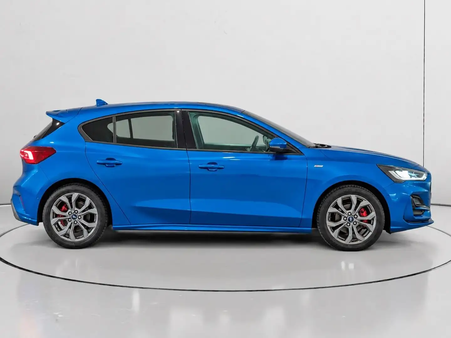 Ford Focus 1.0 Ecoboost MHEV ST-Line 125 Azul - 2