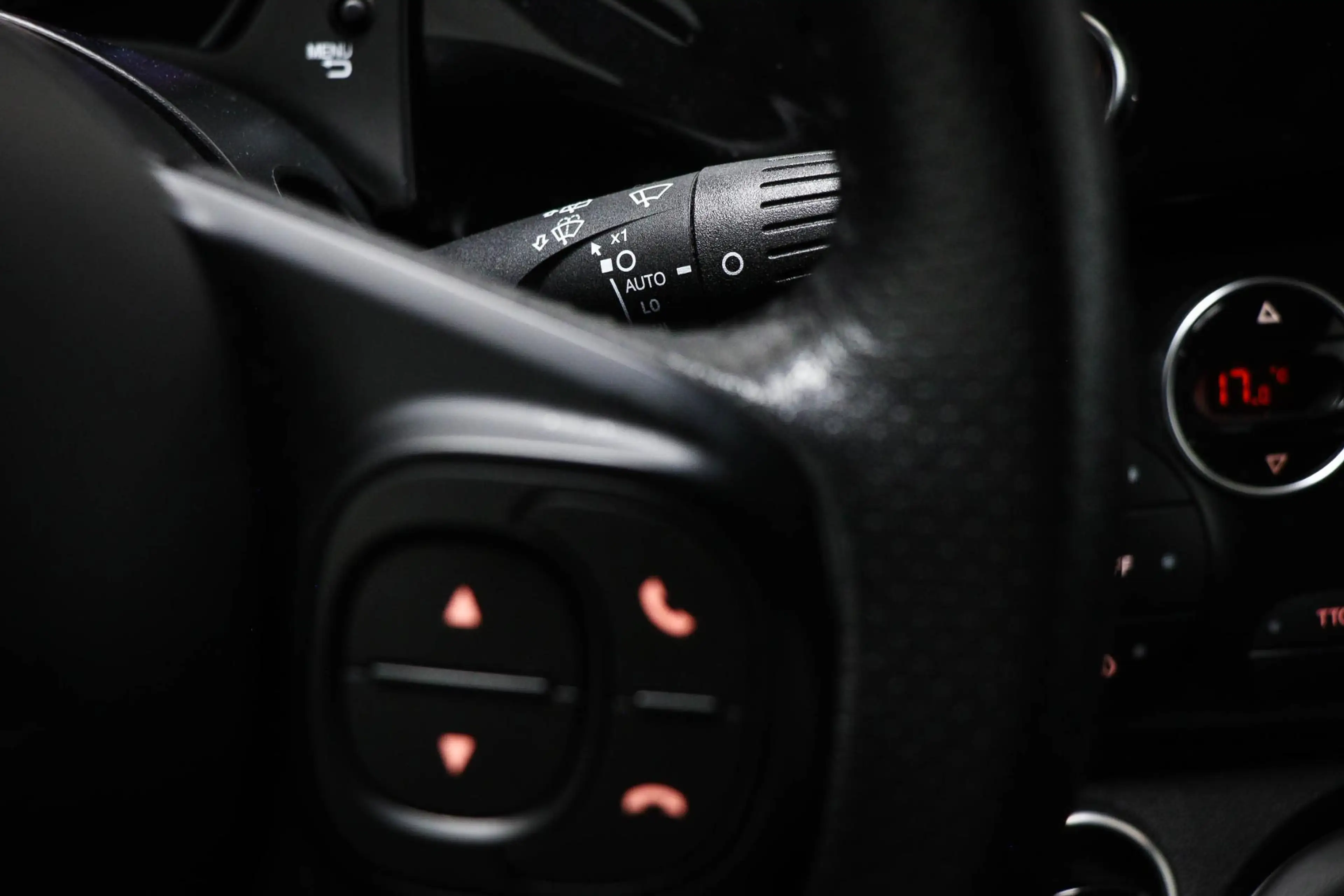 Fiat 500 Abarth 1.4 T-Jet 595 | MAGNETI MARELLI | CLIMA | UCONNECT — photo 33