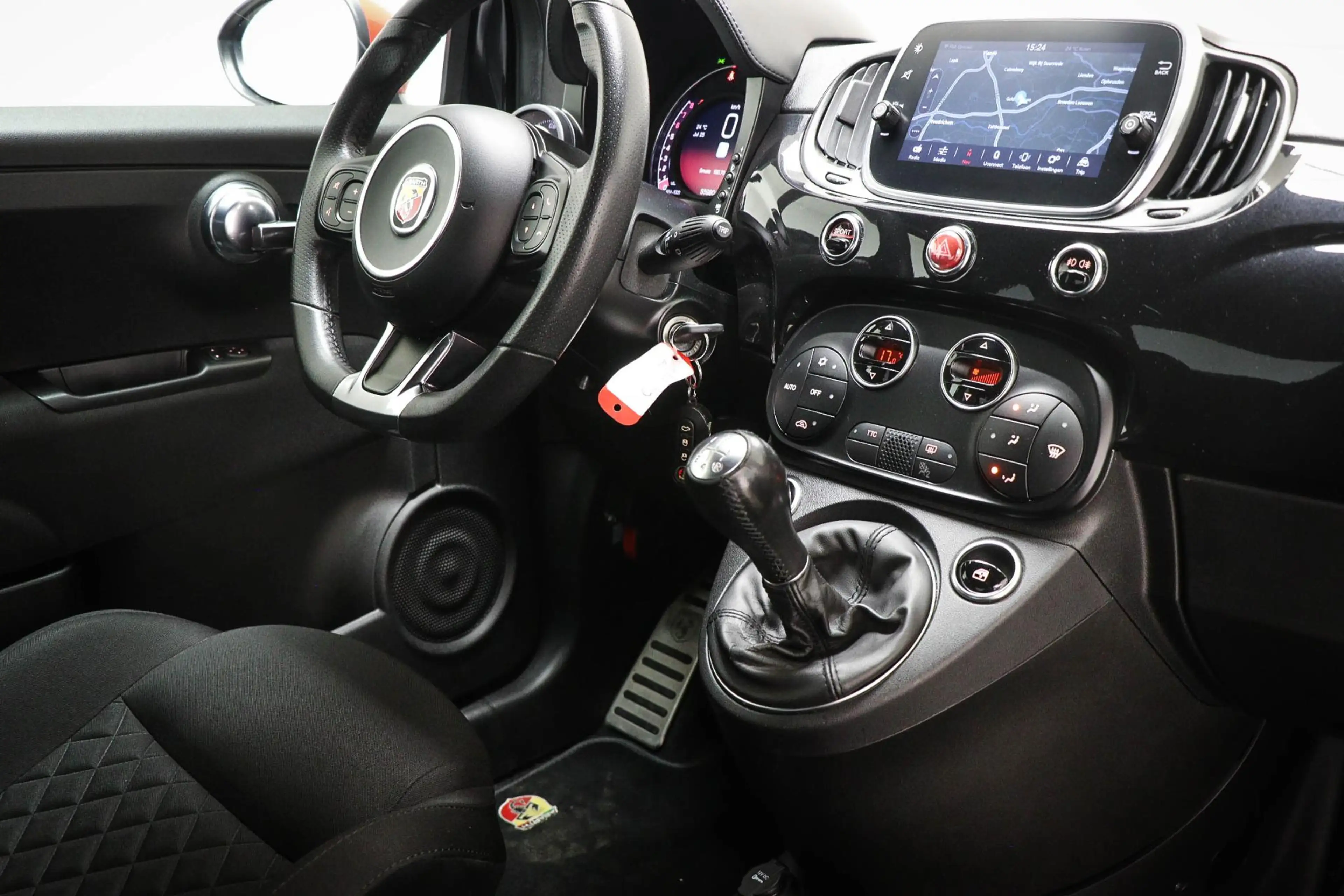 Fiat 500 Abarth 1.4 T-Jet 595 | MAGNETI MARELLI | CLIMA | UCONNECT — photo 4