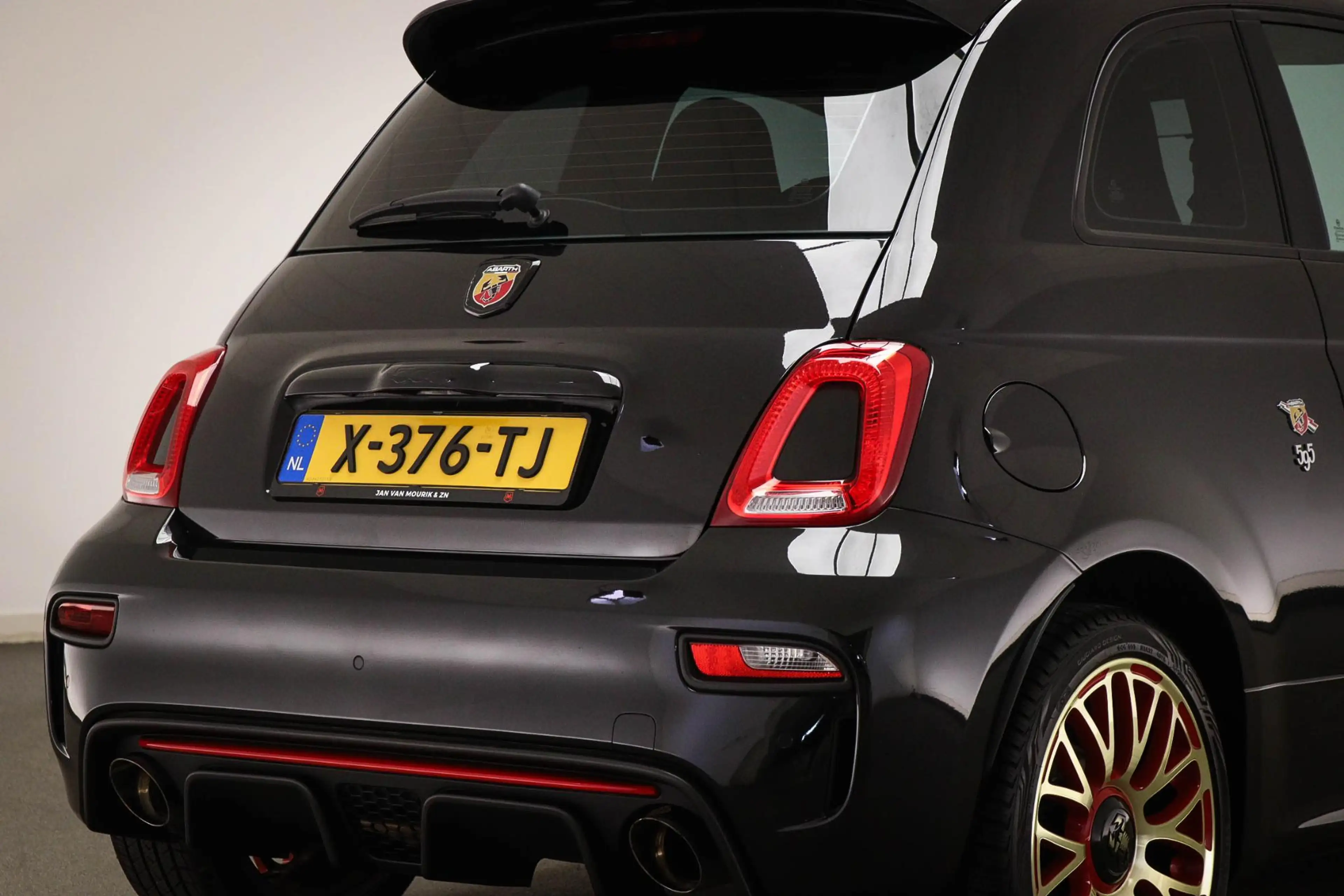 Fiat 500 Abarth 1.4 T-Jet 595 | MAGNETI MARELLI | CLIMA | UCONNECT — photo 21