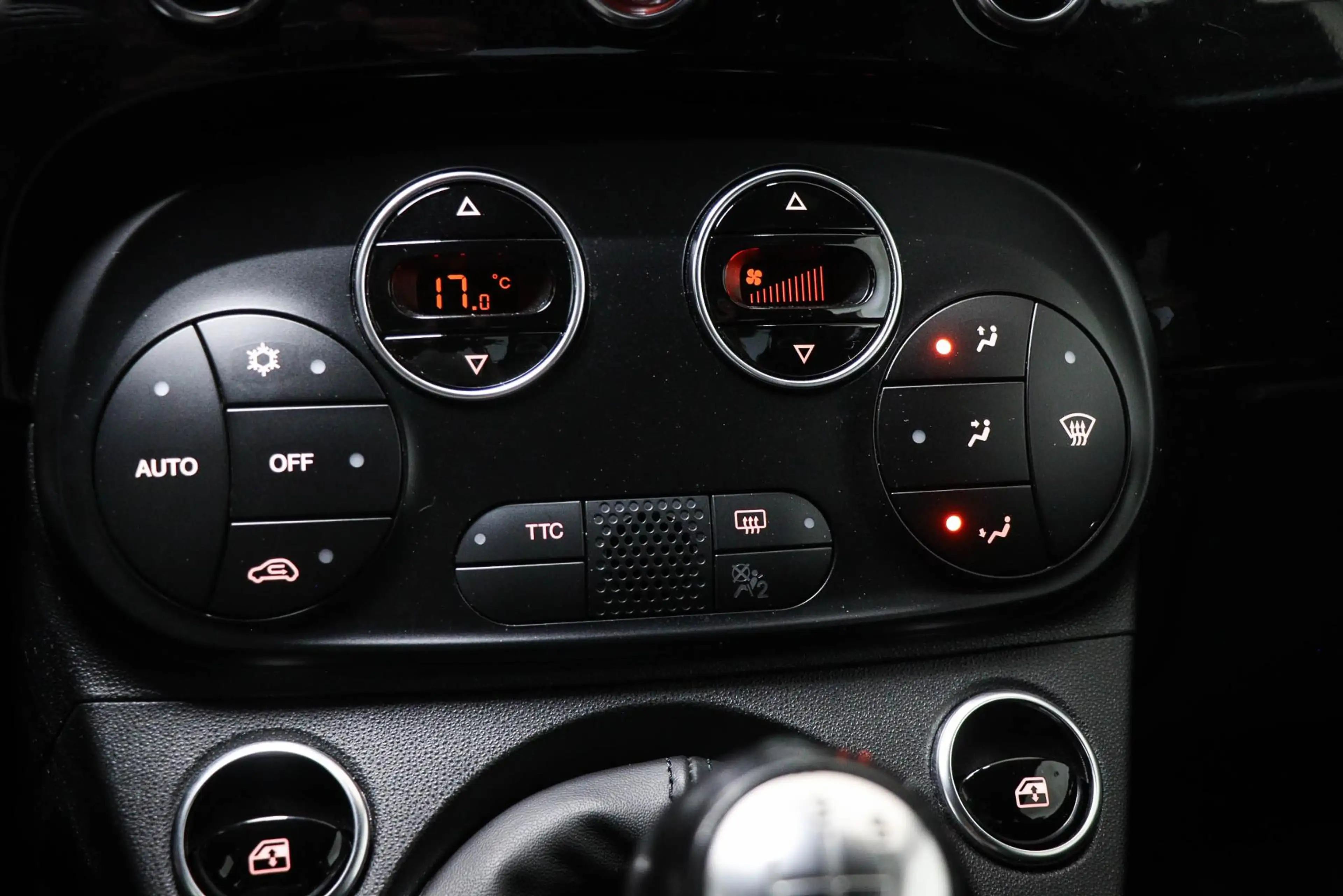 Fiat 500 Abarth 1.4 T-Jet 595 | MAGNETI MARELLI | CLIMA | UCONNECT — photo 37