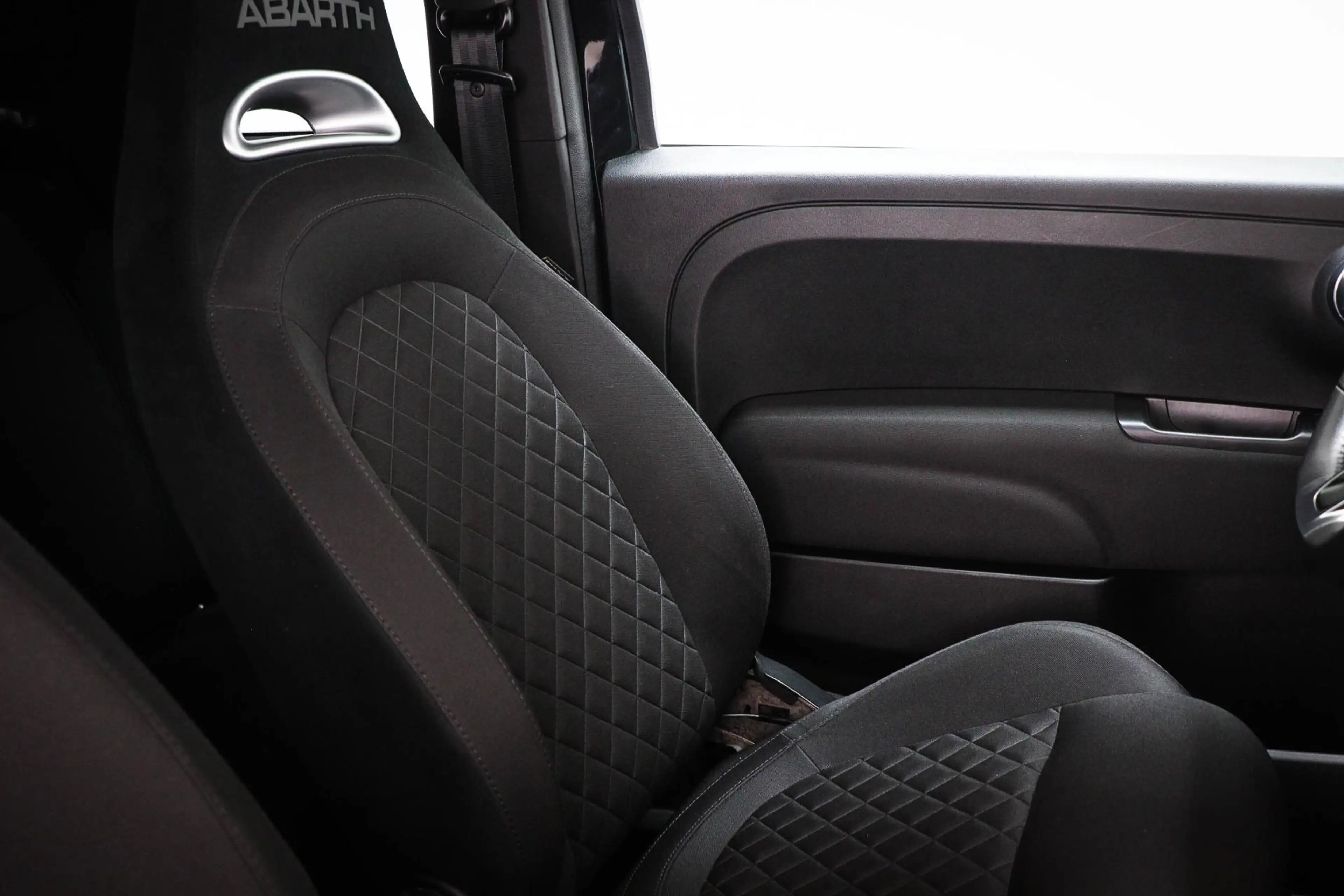 Fiat 500 Abarth 1.4 T-Jet 595 | MAGNETI MARELLI | CLIMA | UCONNECT — photo 12