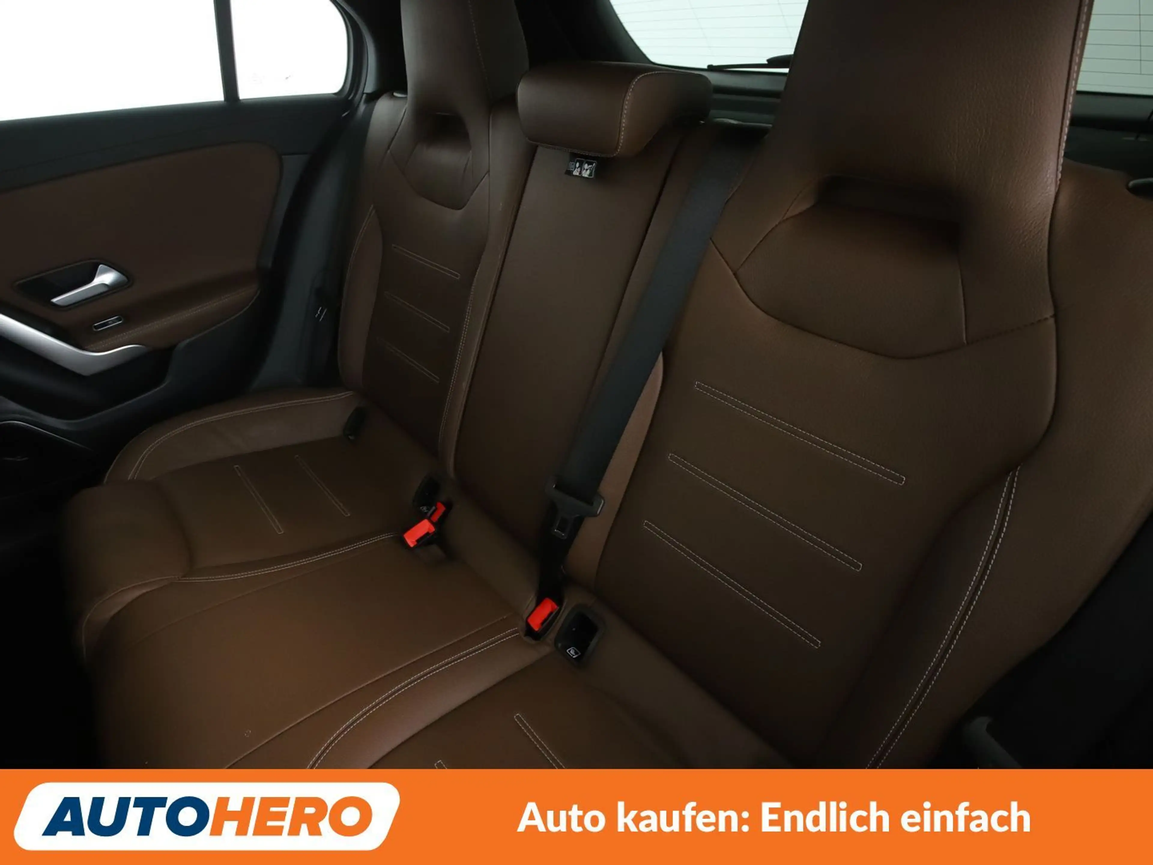 Mercedes-Benz A 35 AMG 4Matic Aut.*LED*NAVI*TEMPO*CAM*PDC*SHZ*KLIMA* — photo 14