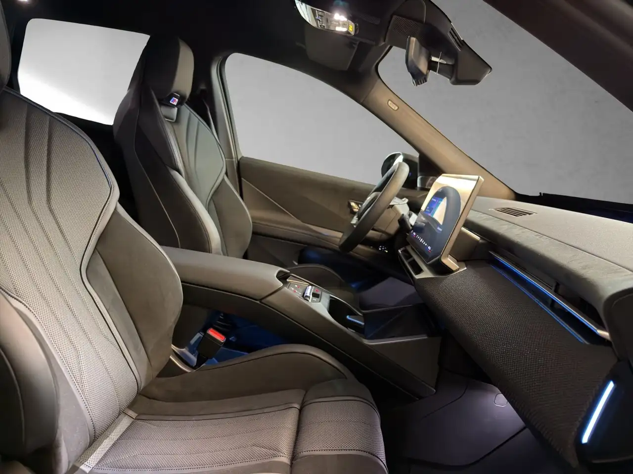 BMW iX3 50 xDrive 16
