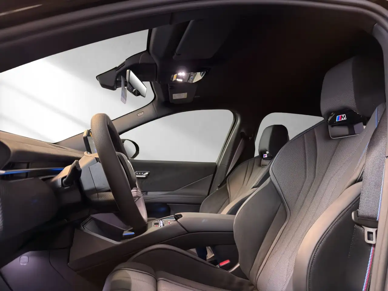 BMW iX3 50 xDrive 9