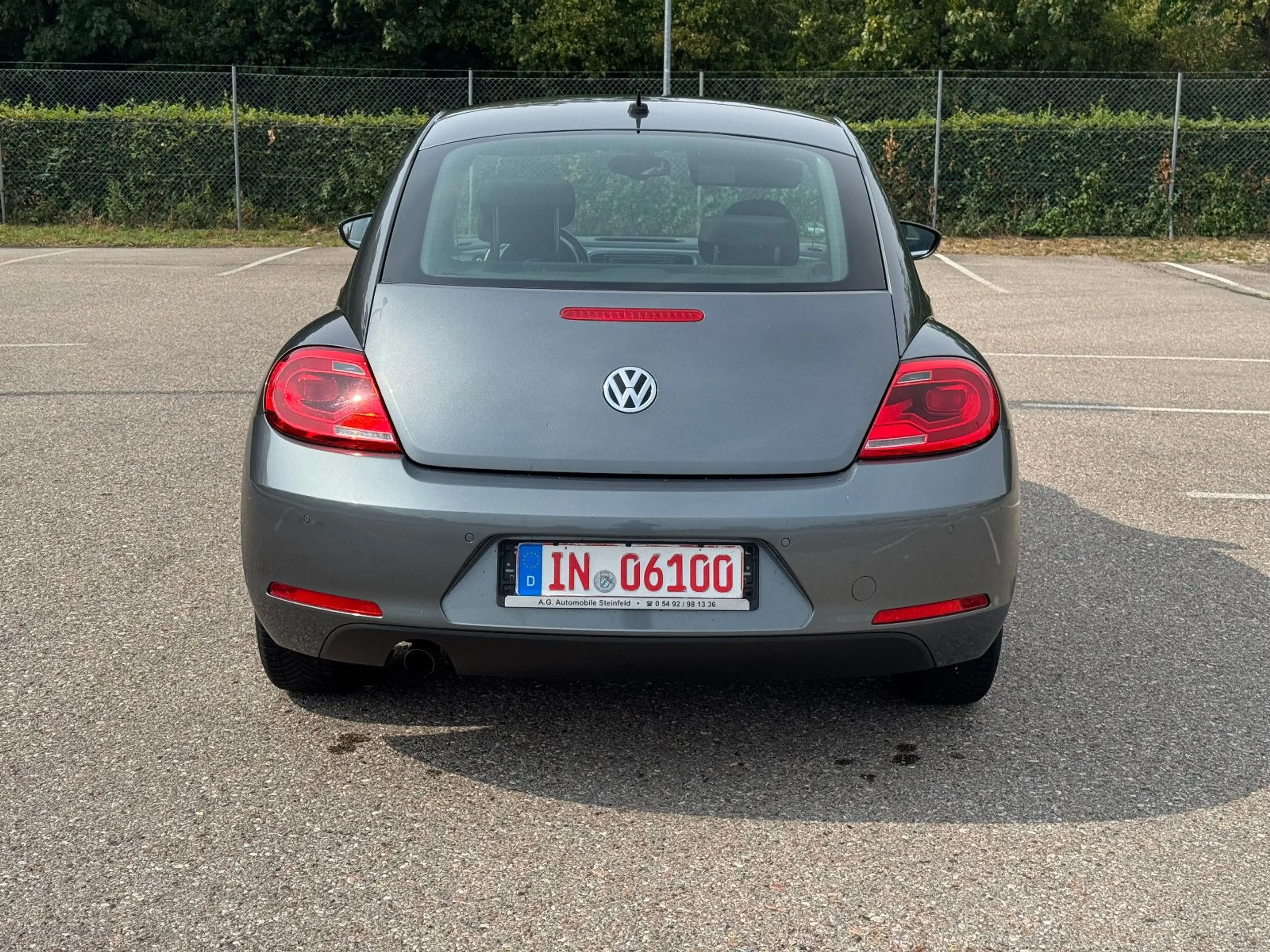 Volkswagen Beetle Lim. Design*Automatik*Klima*SHZ*Alufelgen — photo 8