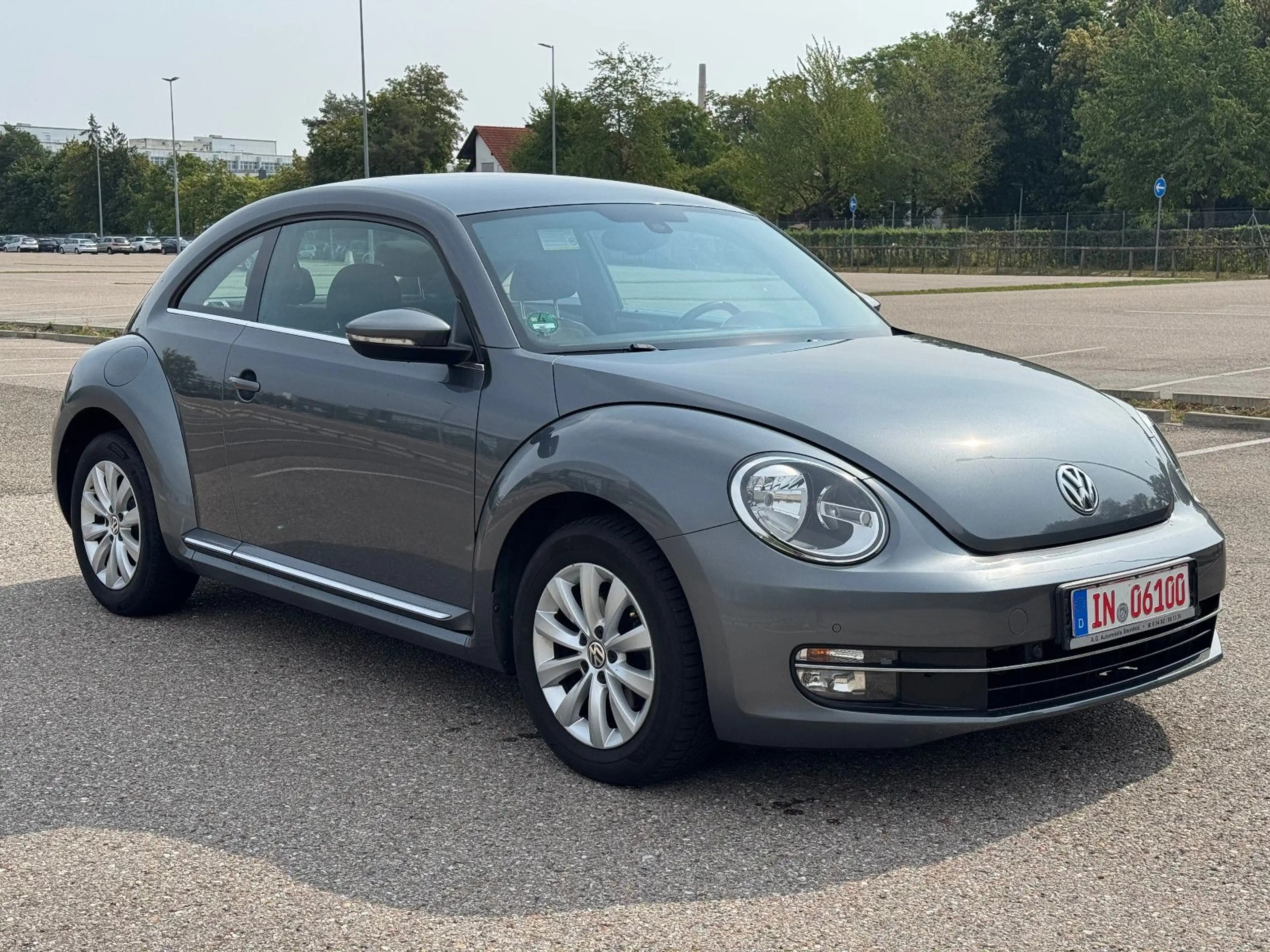 Volkswagen Beetle Lim. Design*Automatik*Klima*SHZ*Alufelgen — photo 5