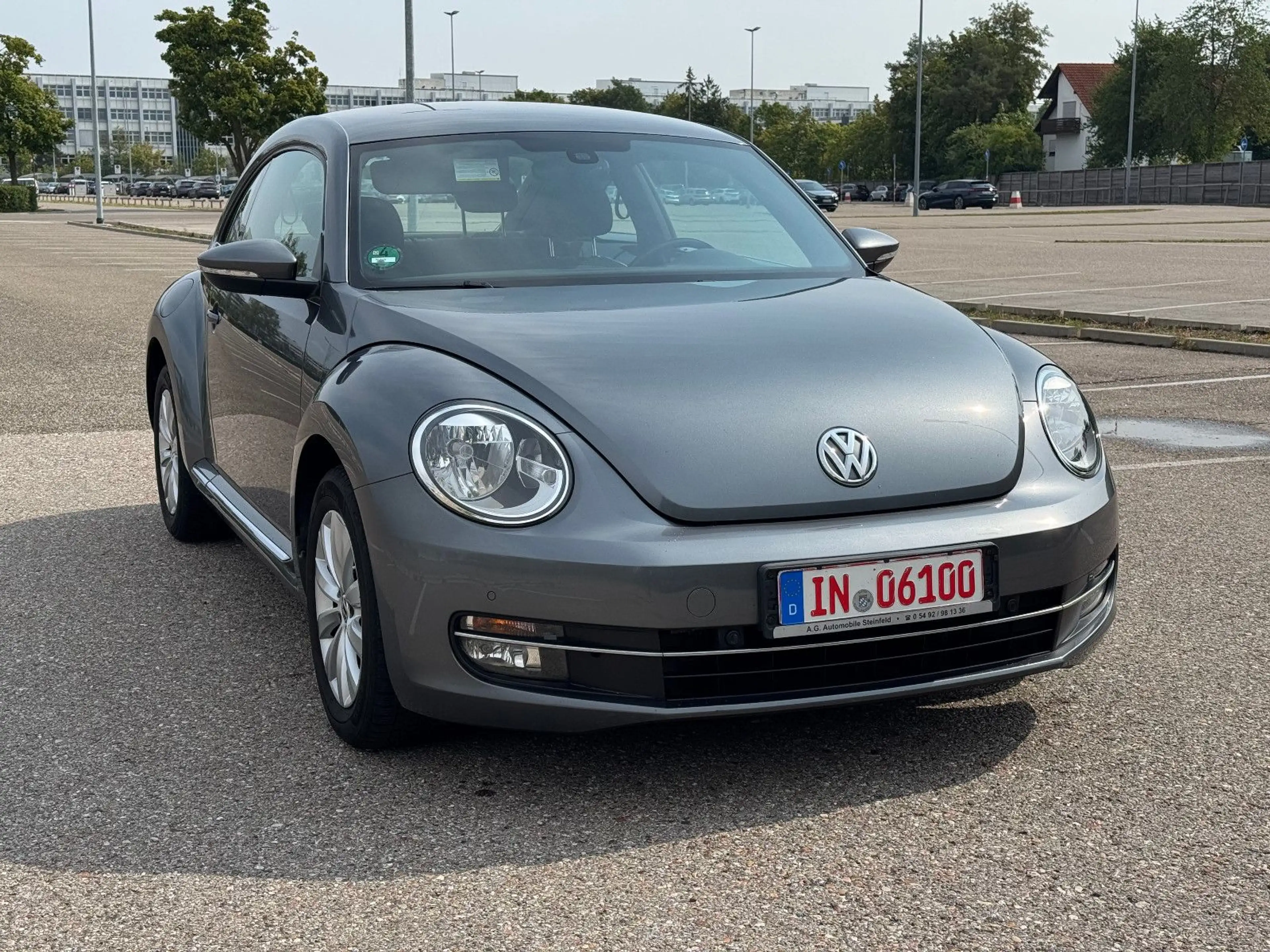 Volkswagen Beetle Lim. Design*Automatik*Klima*SHZ*Alufelgen — photo 4